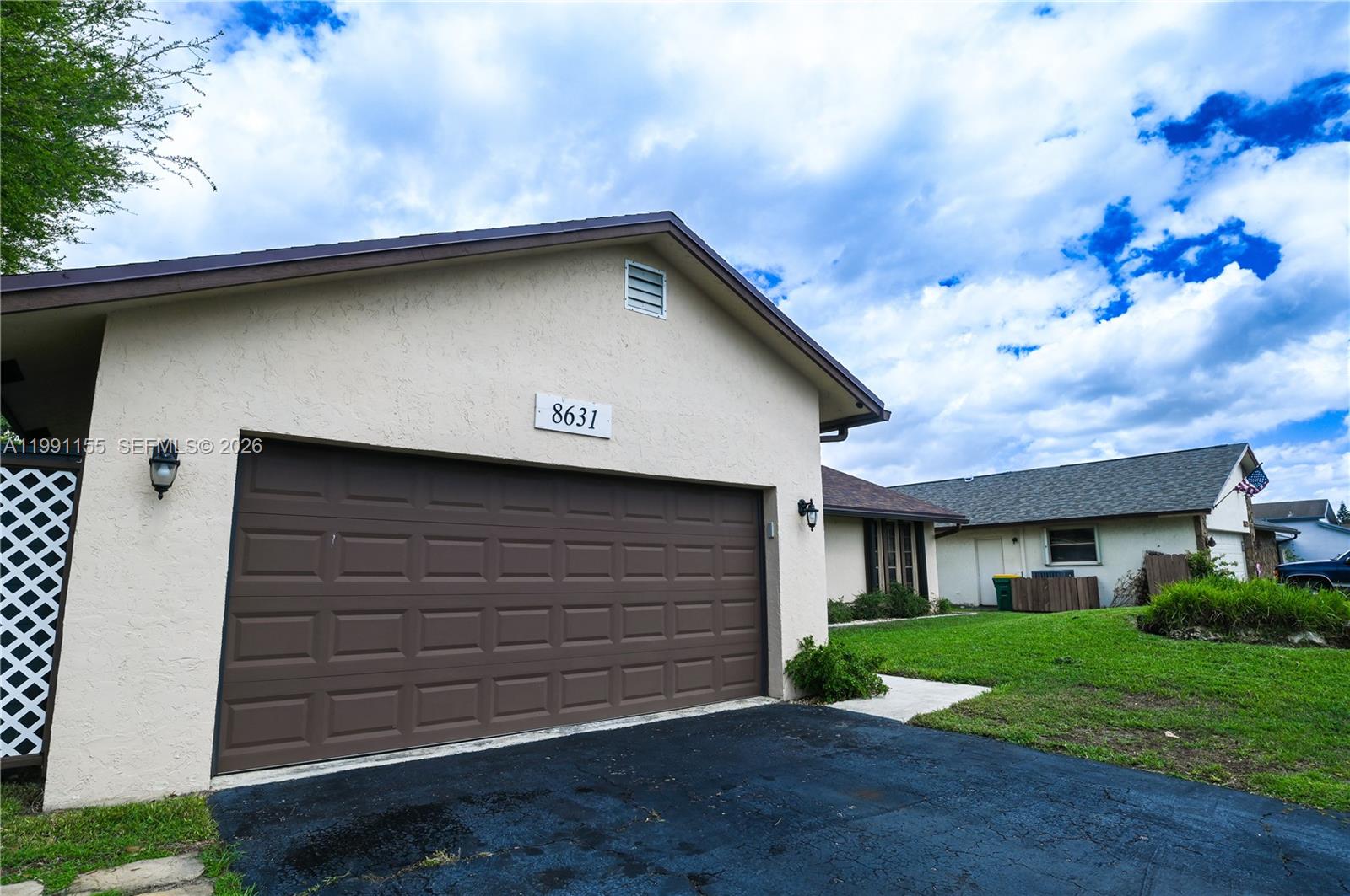 8631 NW 48th St, Lauderhill FL 33351