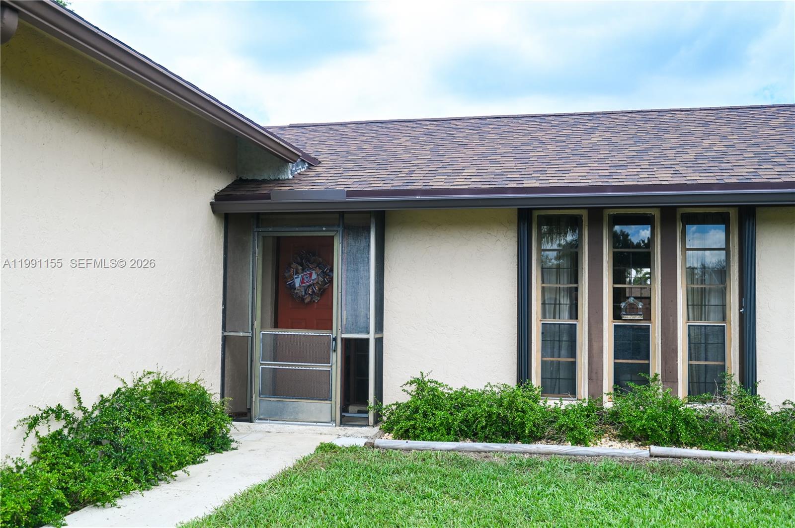 8631 NW 48th St, Lauderhill FL 33351