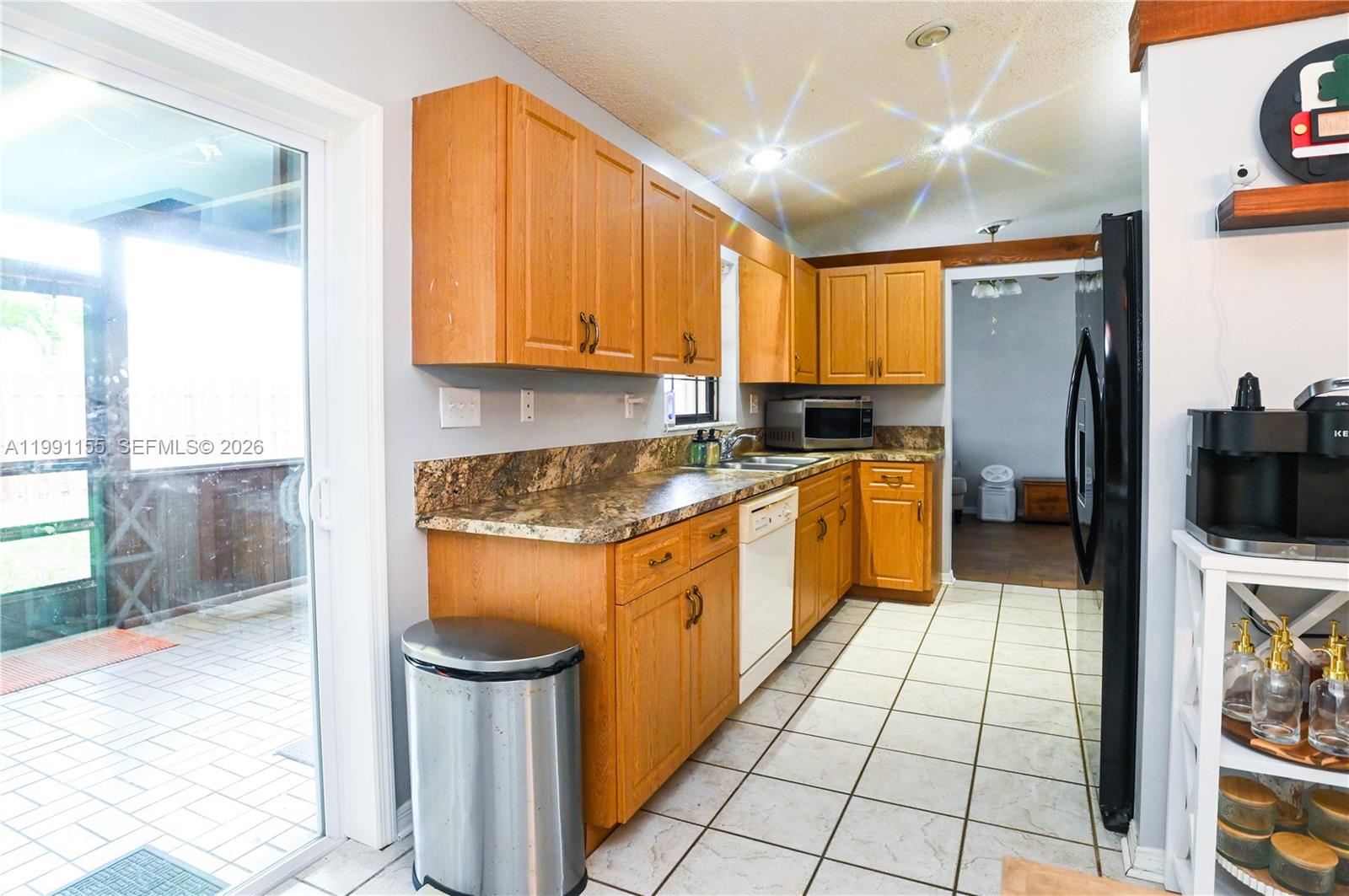 8631 NW 48th St, Lauderhill FL 33351