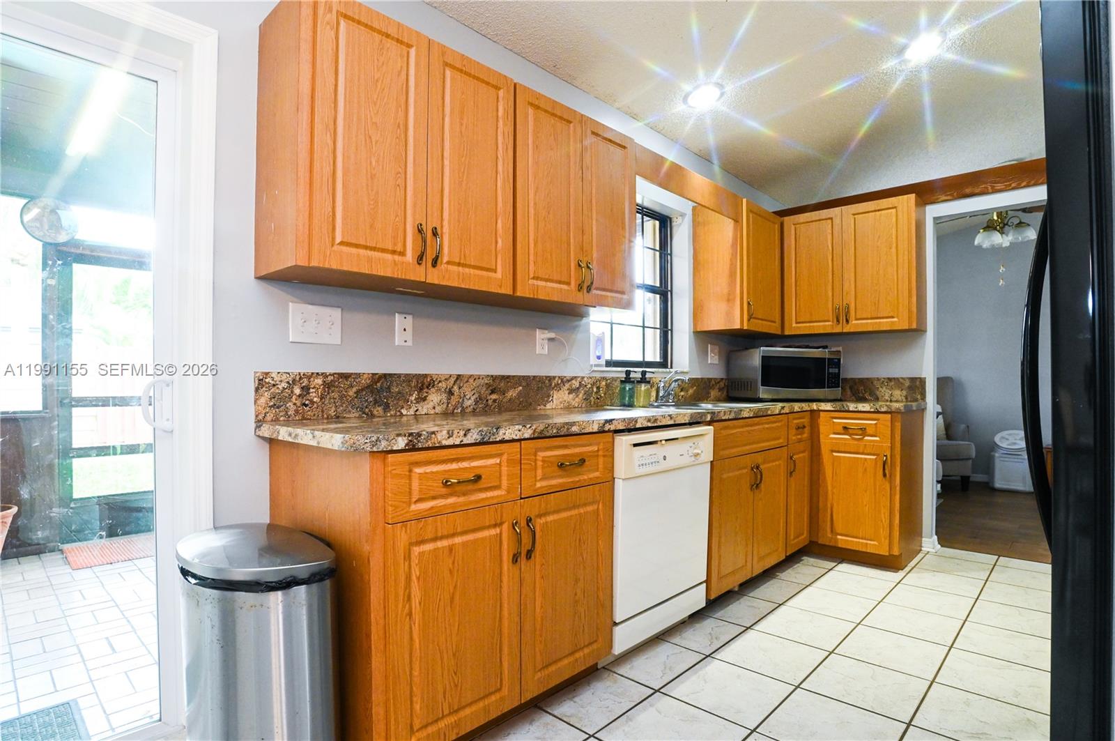 8631 NW 48th St, Lauderhill FL 33351