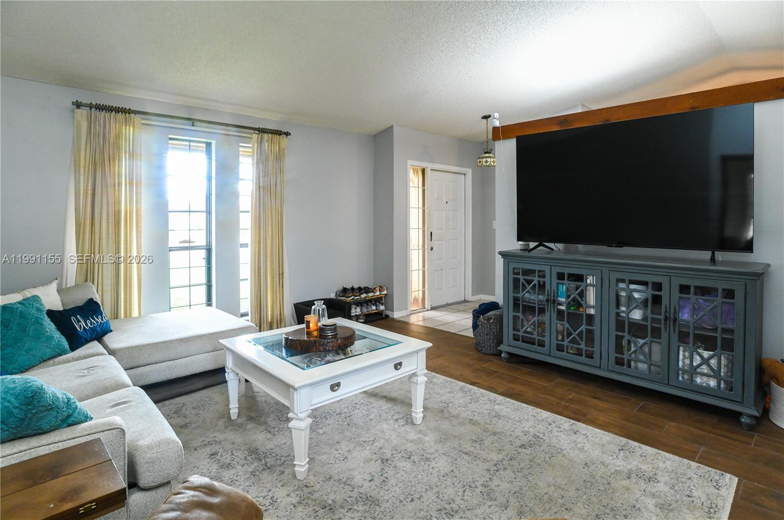 8631 NW 48th St, Lauderhill FL 33351
