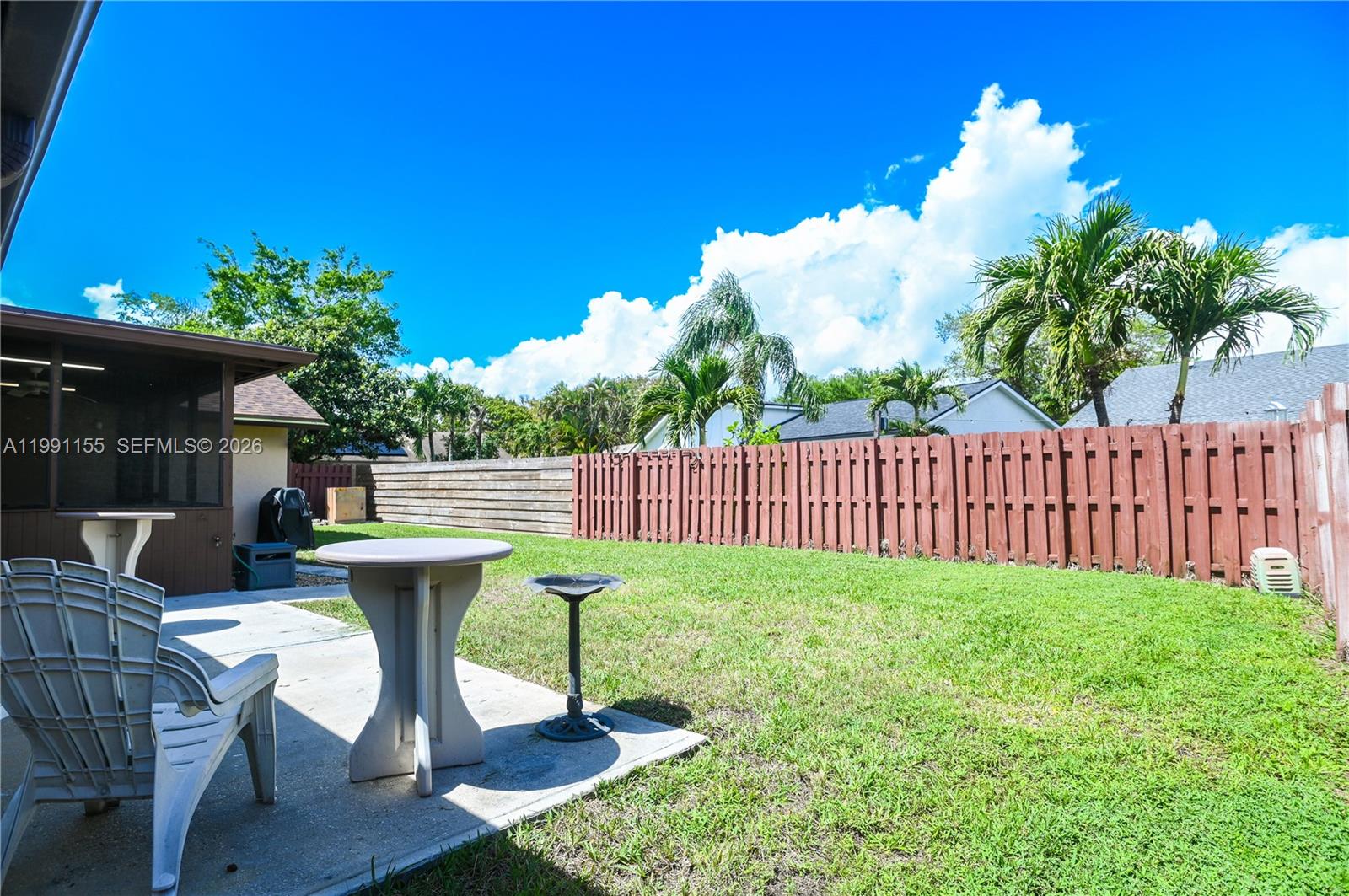 8631 NW 48th St, Lauderhill FL 33351