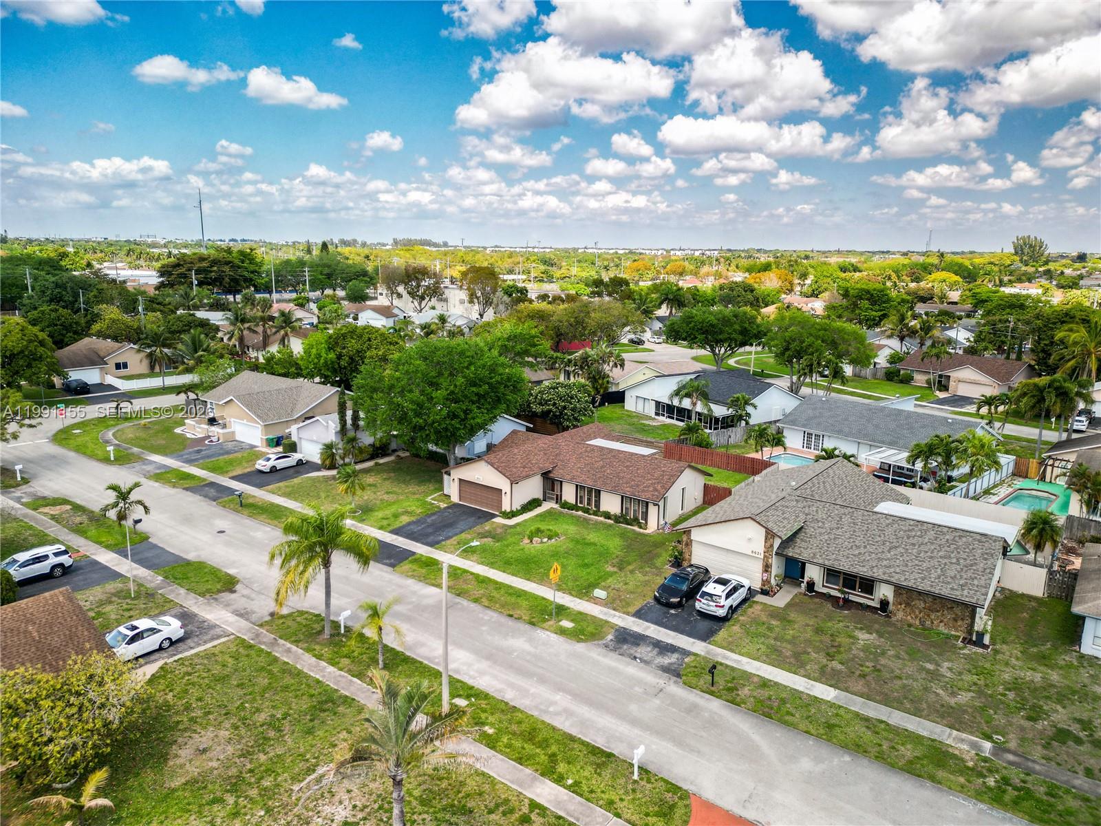 8631 NW 48th St, Lauderhill FL 33351