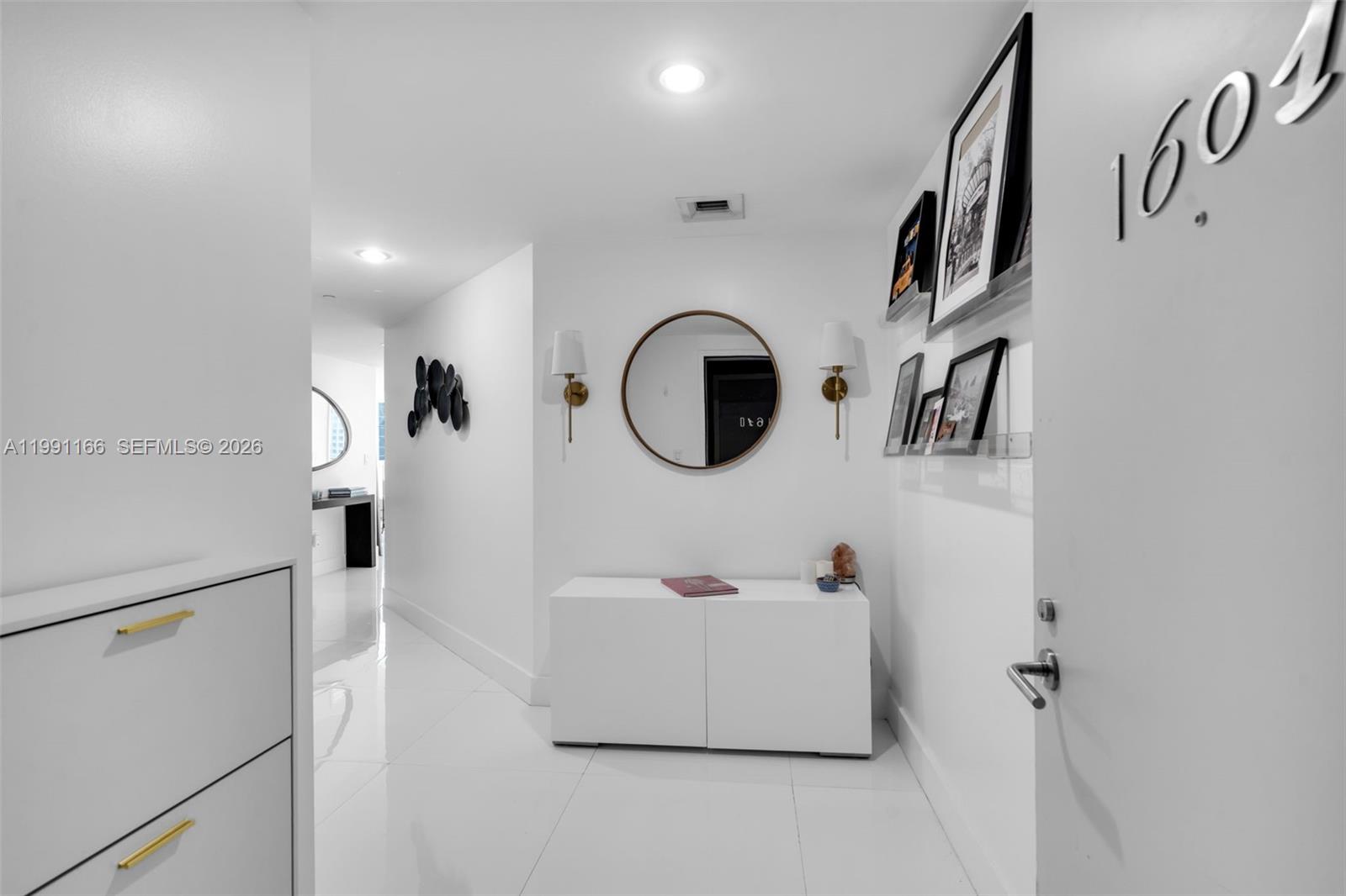 1300 S Miami Ave #1601, Miami FL 33130