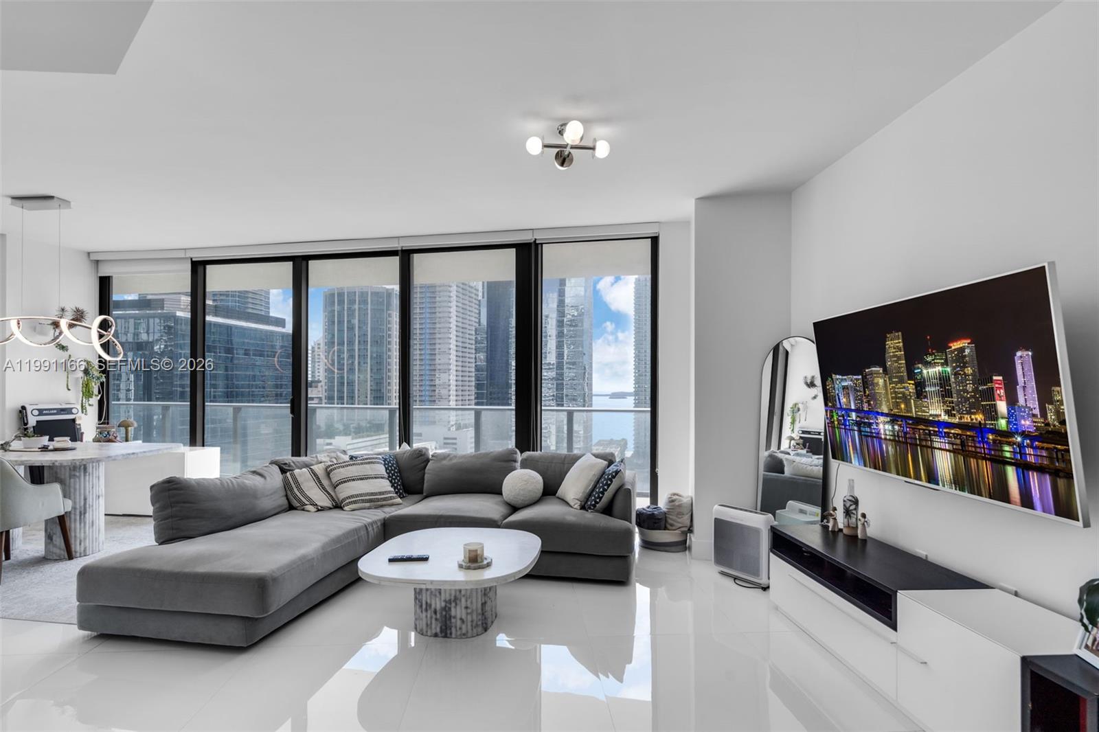 1300 S Miami Ave #1601, Miami FL 33130