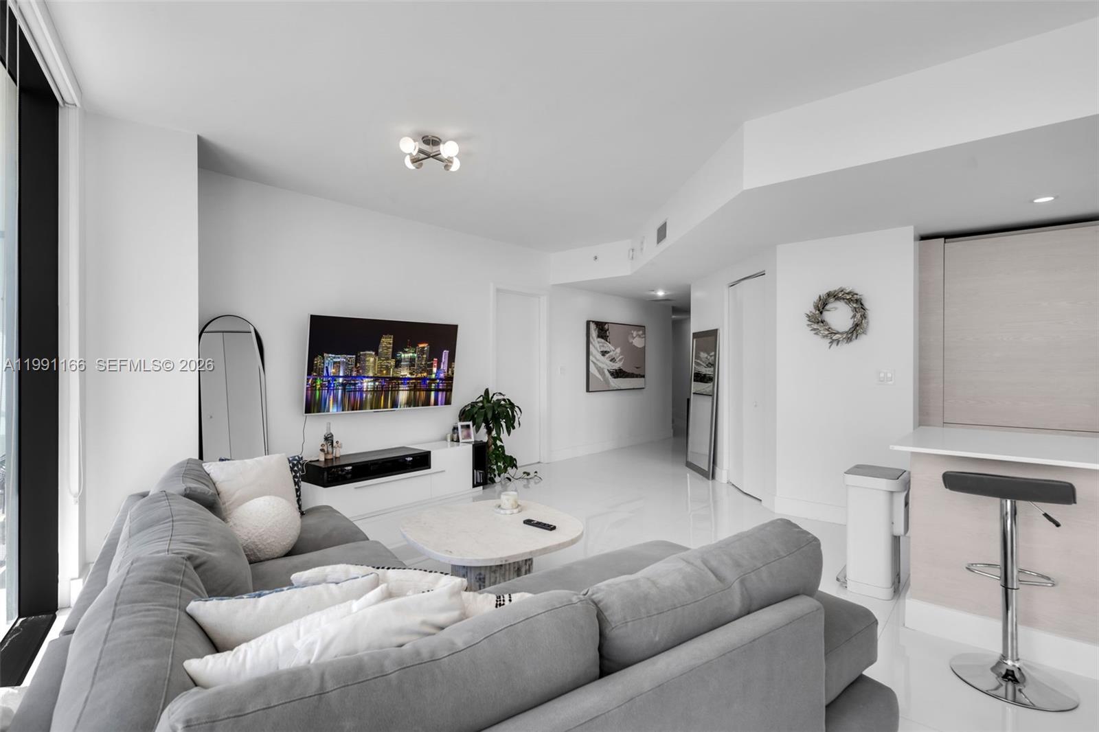 1300 S Miami Ave #1601, Miami FL 33130