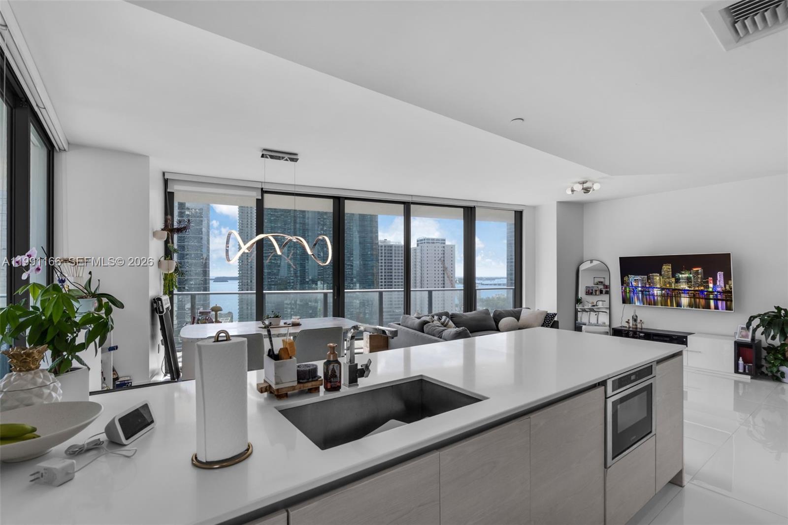 1300 S Miami Ave #1601, Miami FL 33130