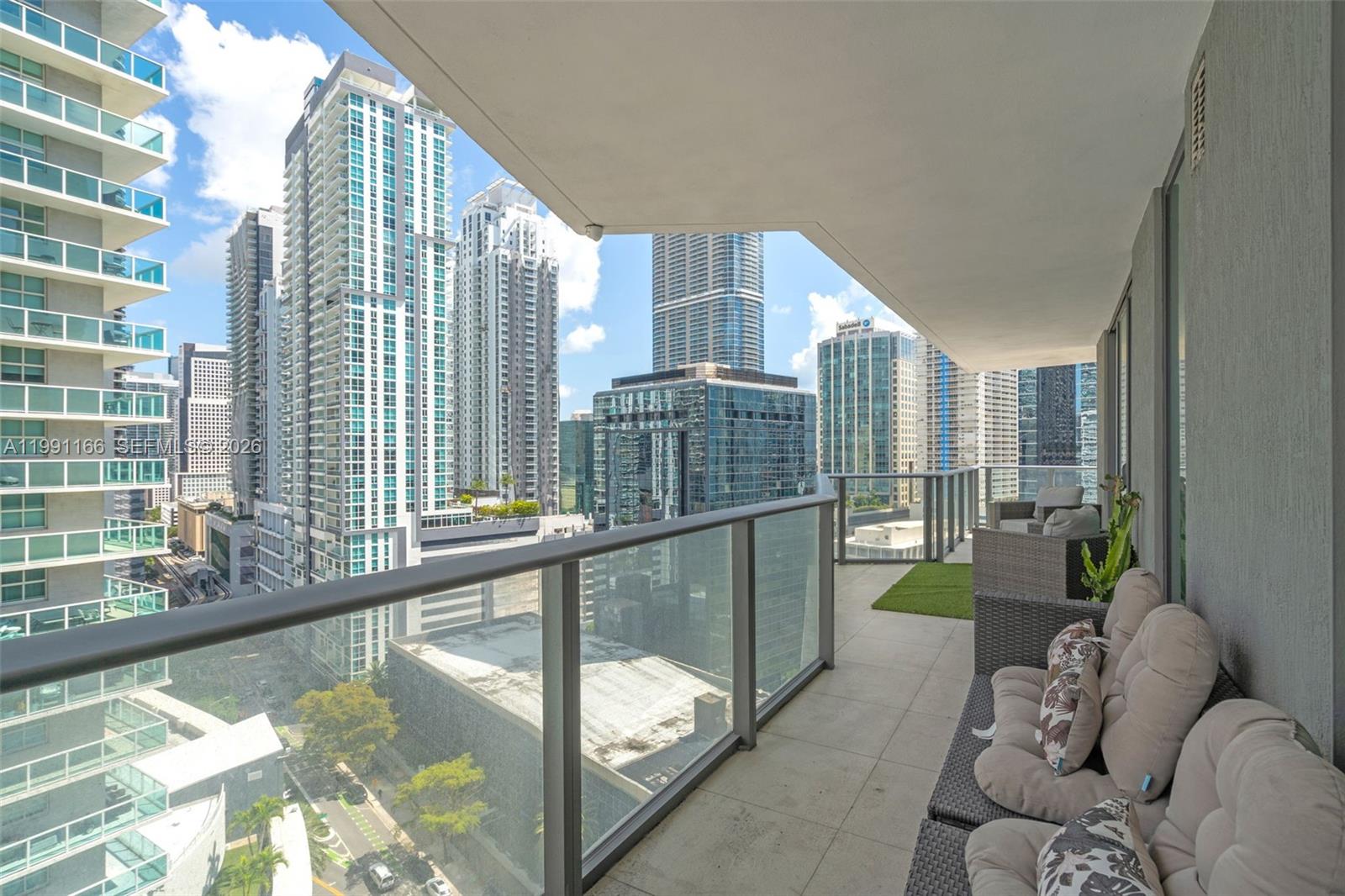 1300 S Miami Ave #1601, Miami FL 33130
