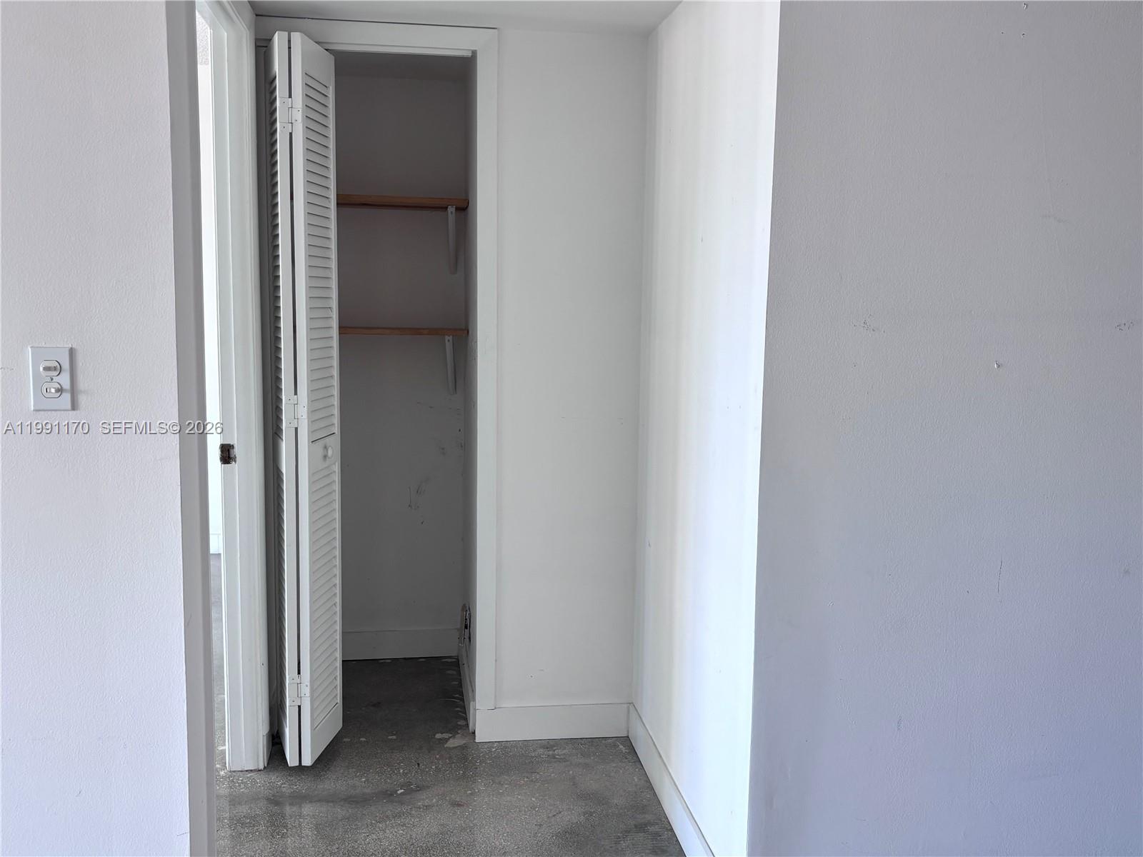 400 S Pointe Dr #408, Miami Beach FL 33139