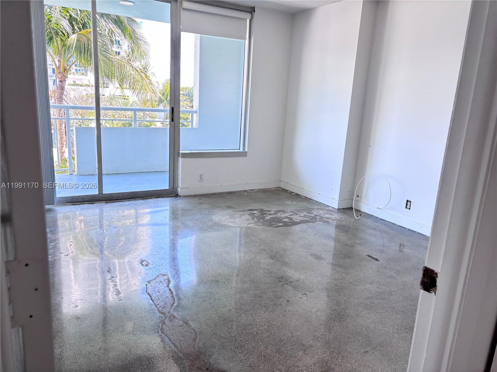 400 S Pointe Dr #408, Miami Beach FL 33139