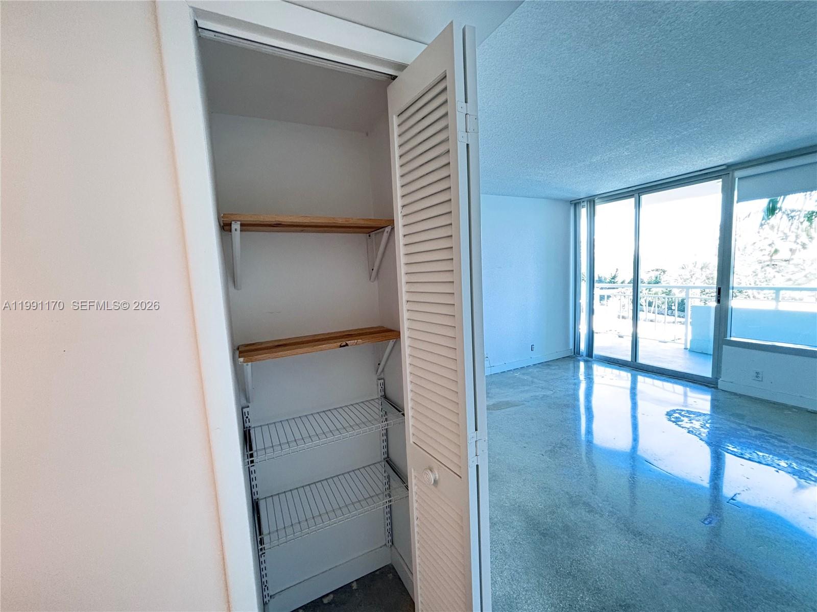 400 S Pointe Dr #408, Miami Beach FL 33139