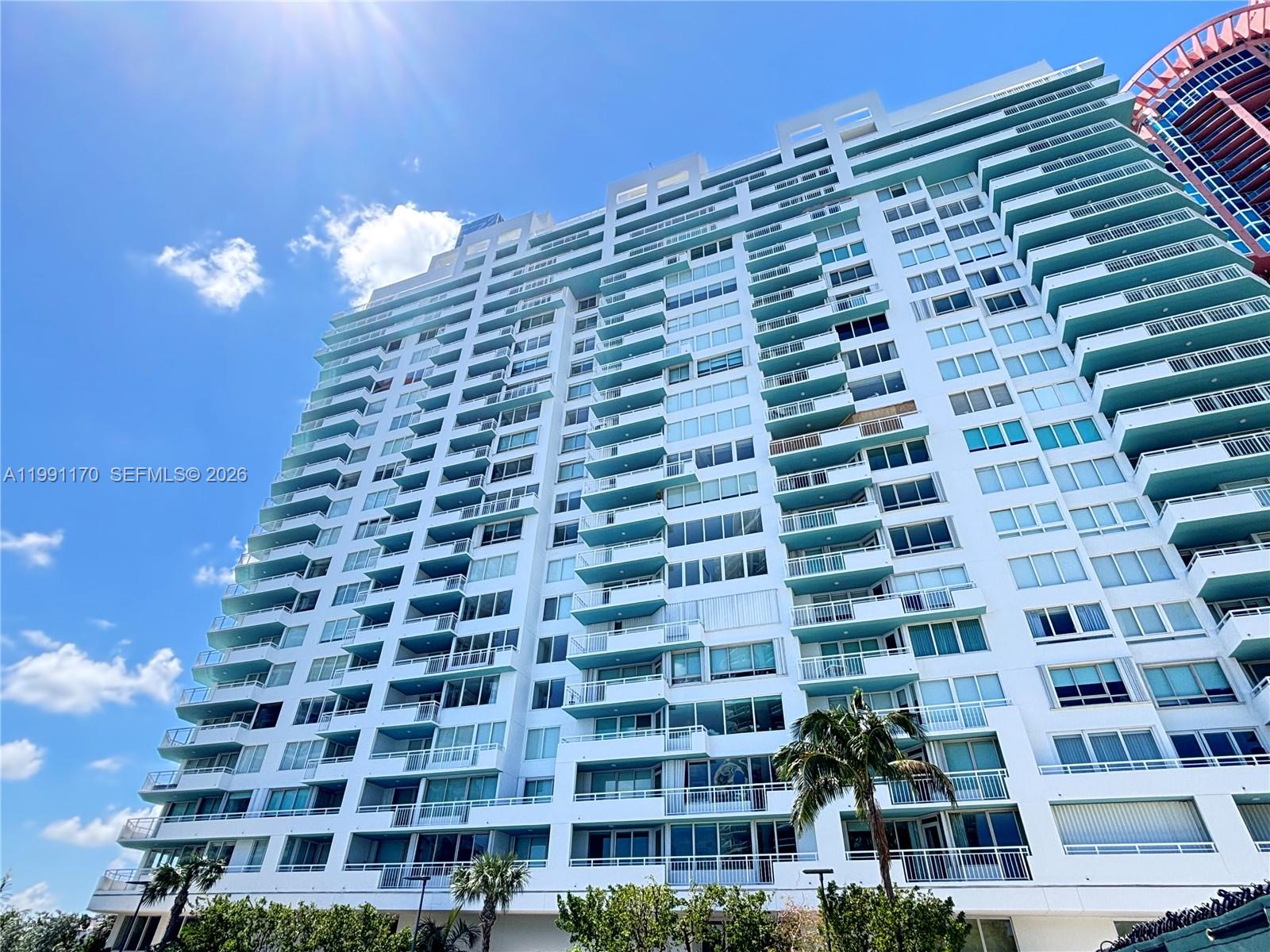 400 S Pointe Dr #408, Miami Beach FL 33139