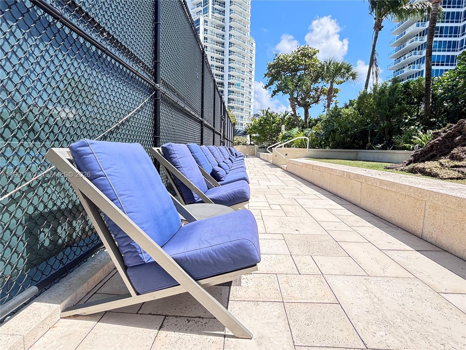 400 S Pointe Dr #408, Miami Beach FL 33139