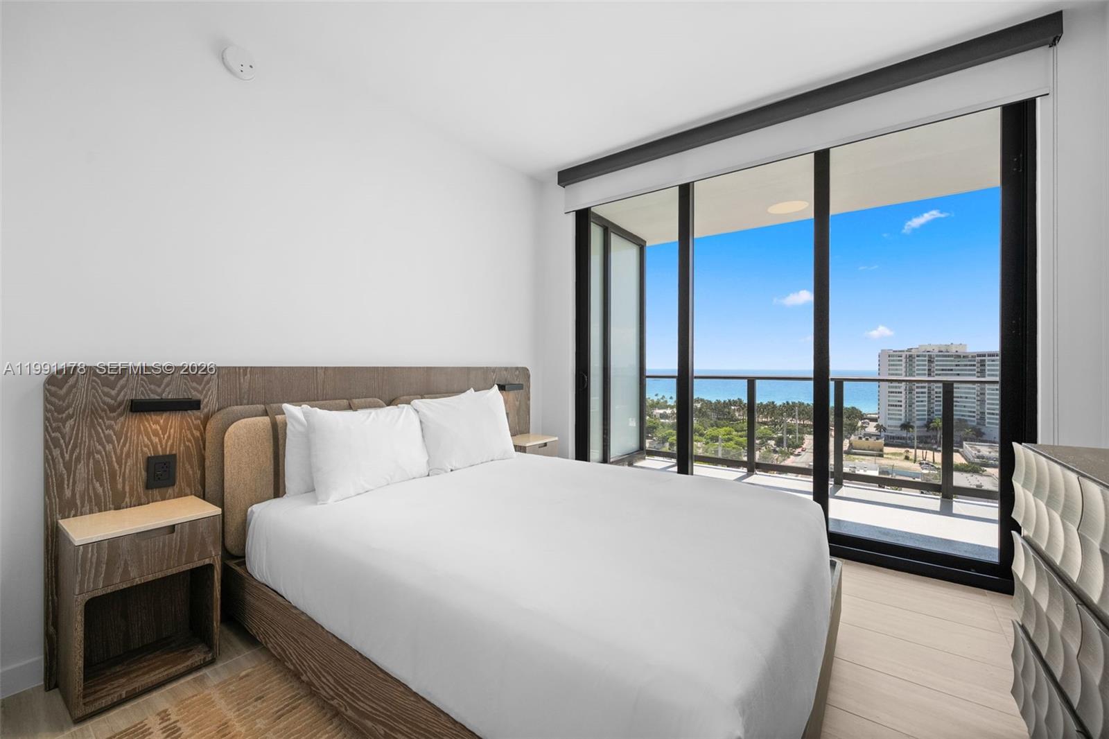 580 72nd St #1402, Miami Beach FL 33141