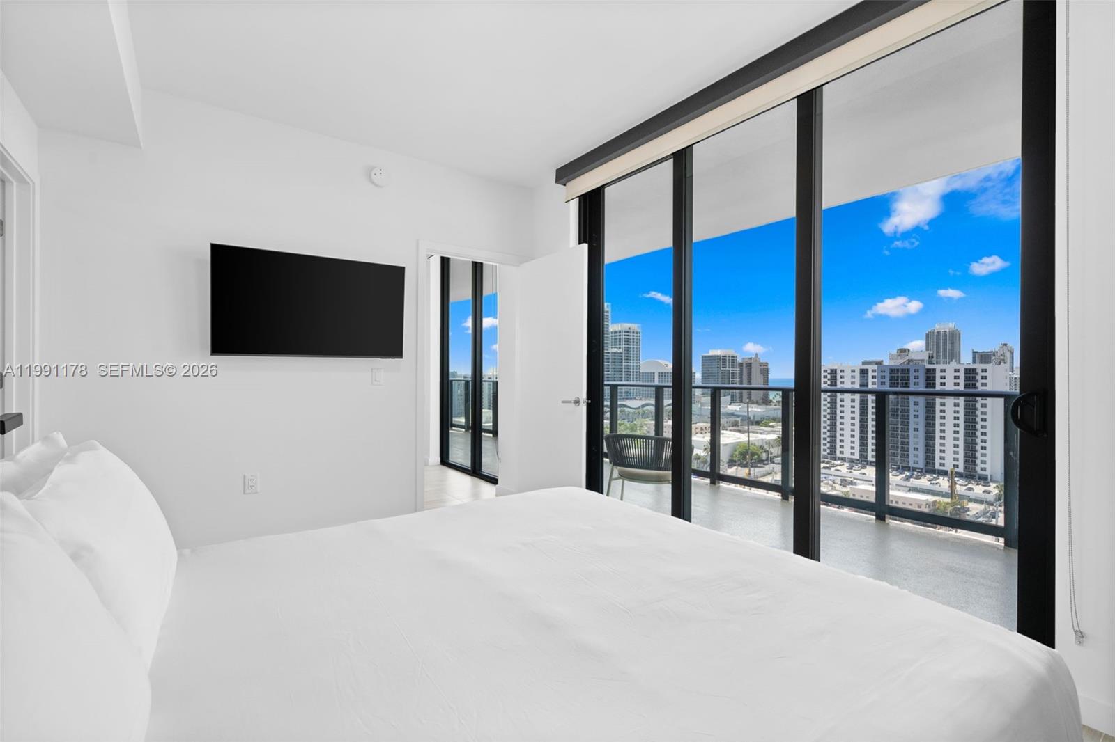580 72nd St #1402, Miami Beach FL 33141