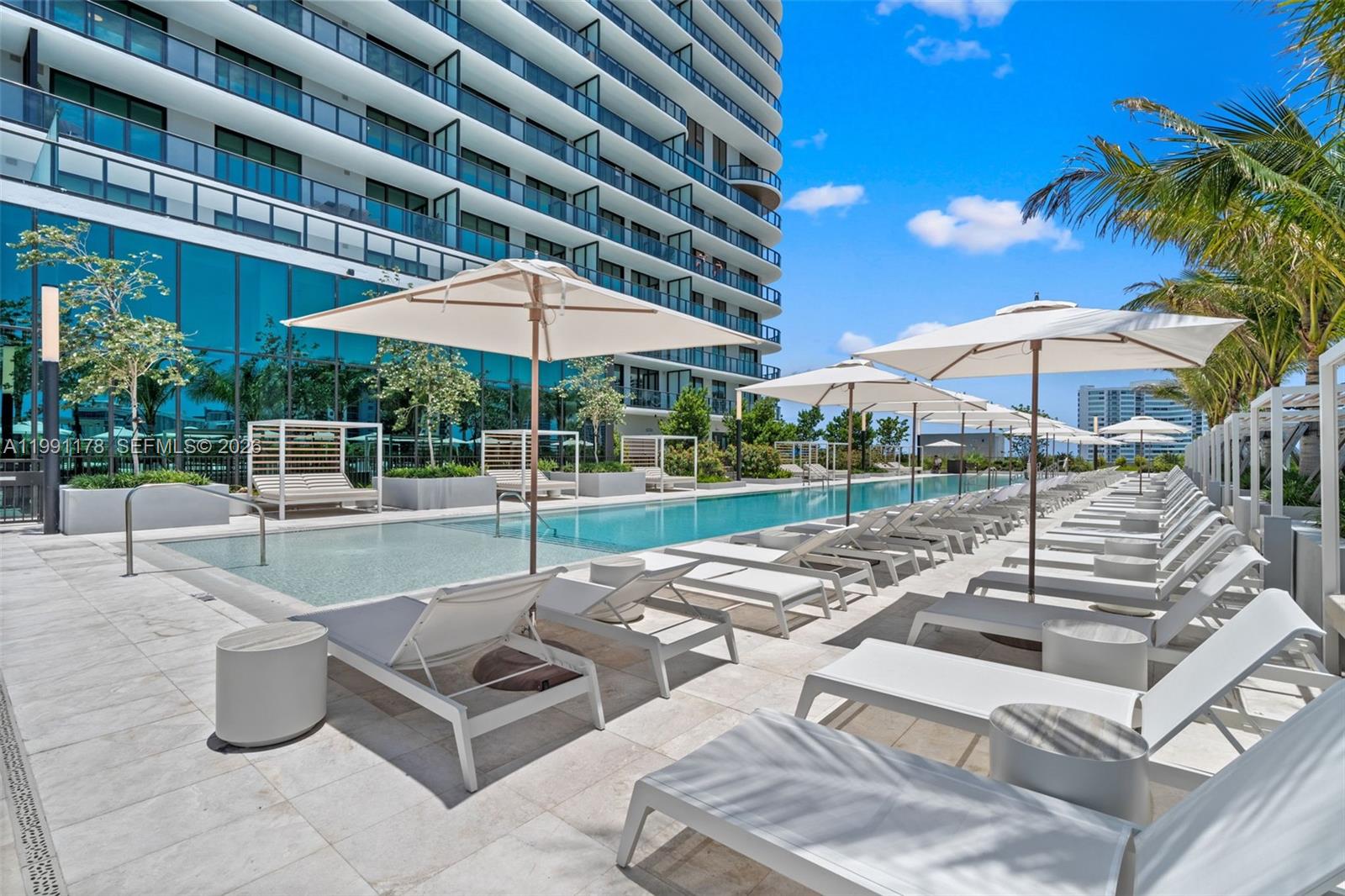 580 72nd St #1402, Miami Beach FL 33141