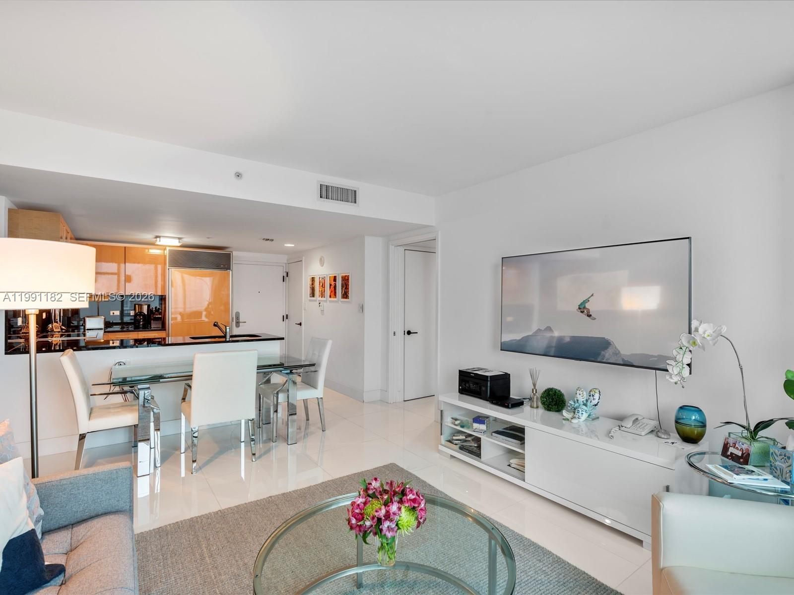 6801 Collins Ave #1208, Miami Beach FL 33141
