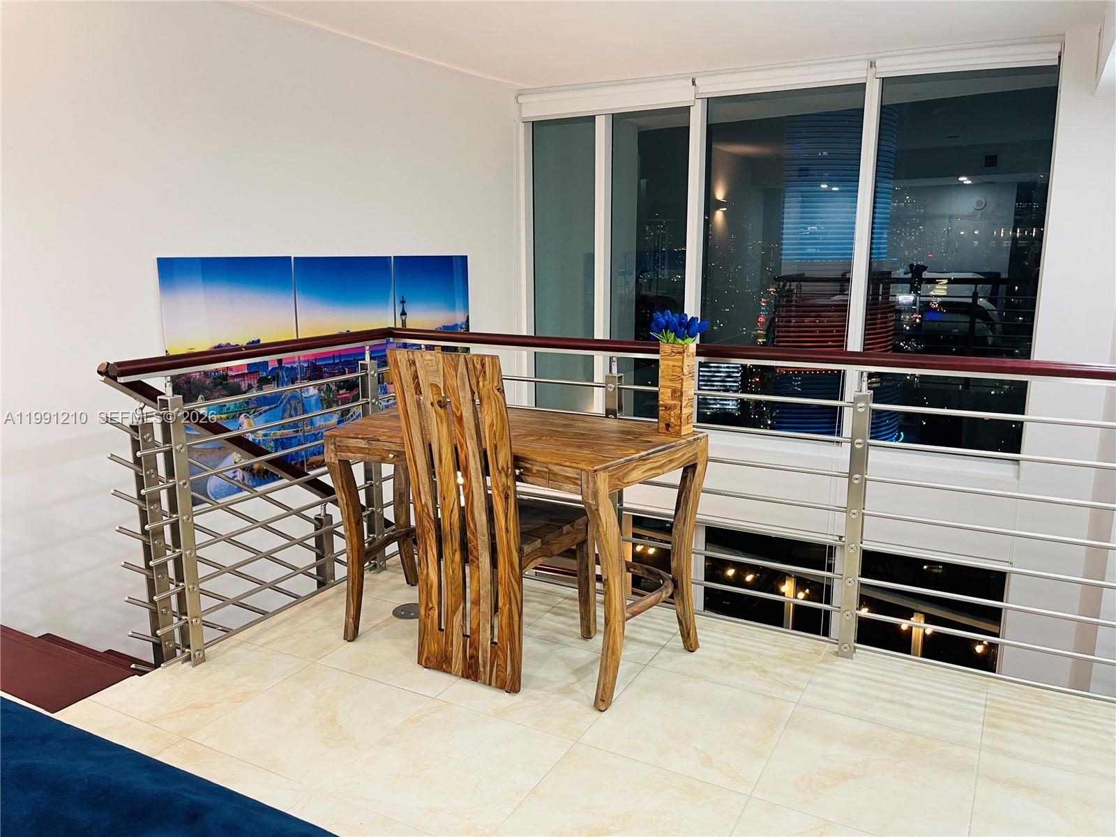 41 SE 5th St #2305, Miami FL 33131