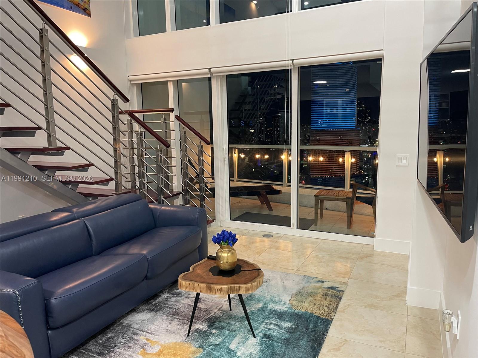 41 SE 5th St #2305, Miami FL 33131