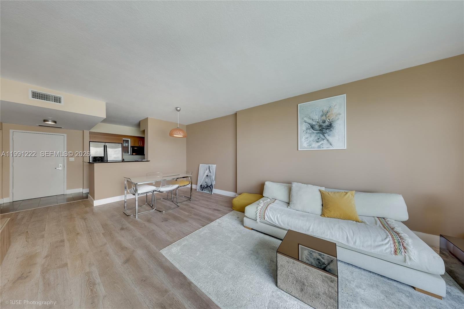 335 S Biscayne Blvd #3110, Miami FL 33131