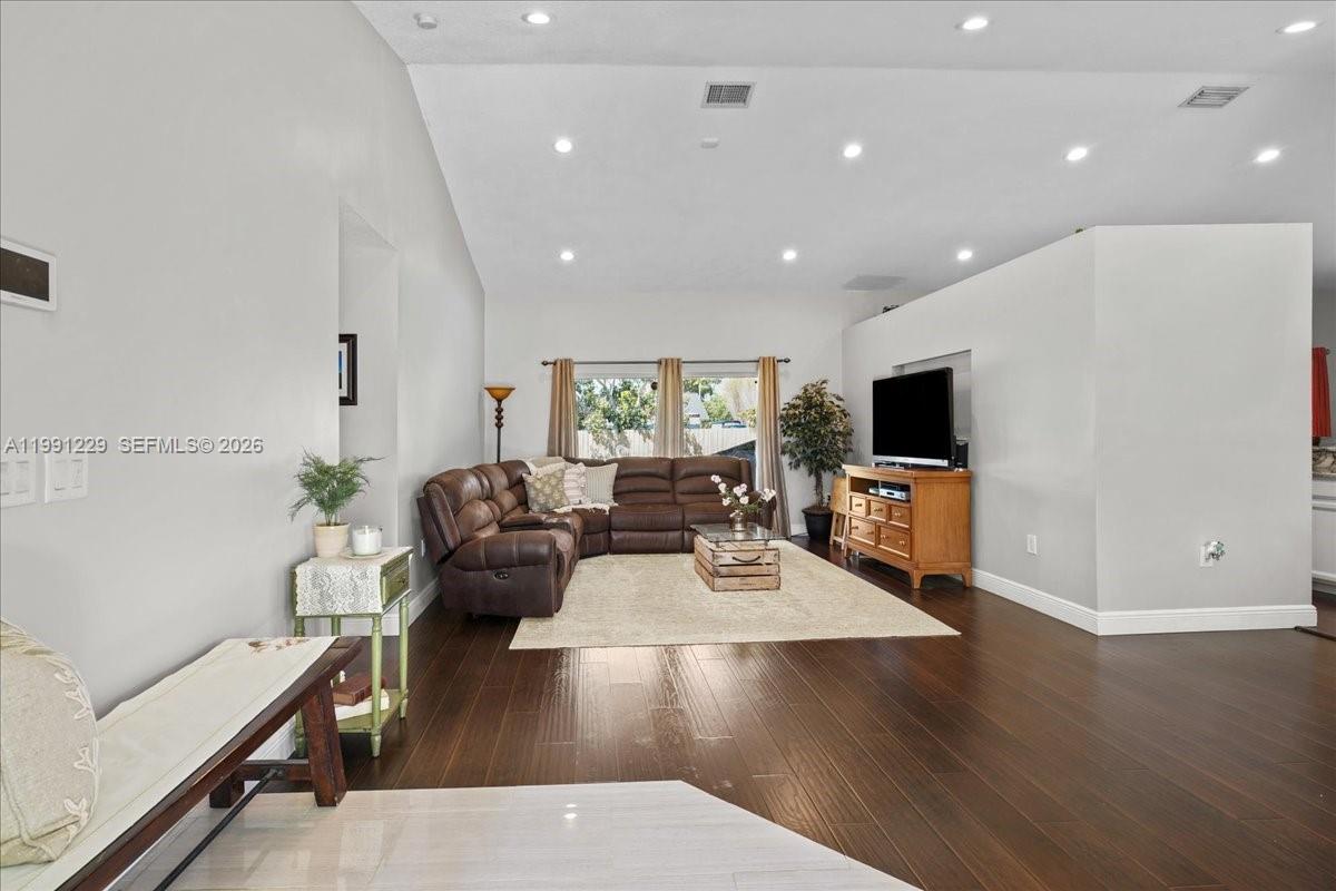1650 NW 14th Ter, Homestead FL 33030
