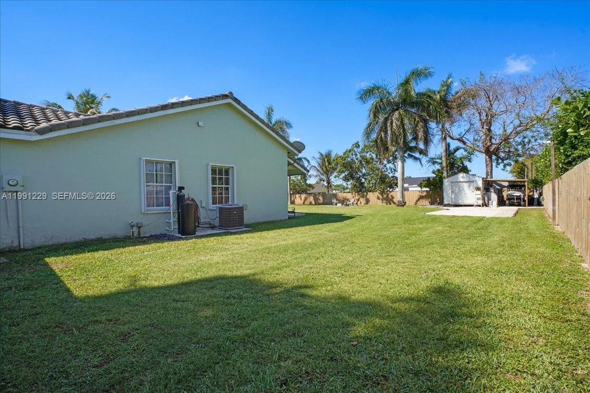 1650 NW 14th Ter, Homestead FL 33030