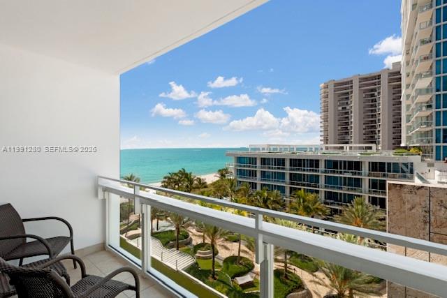 6801 Collins Ave #711 Door # 710, Miami Beach FL 33141