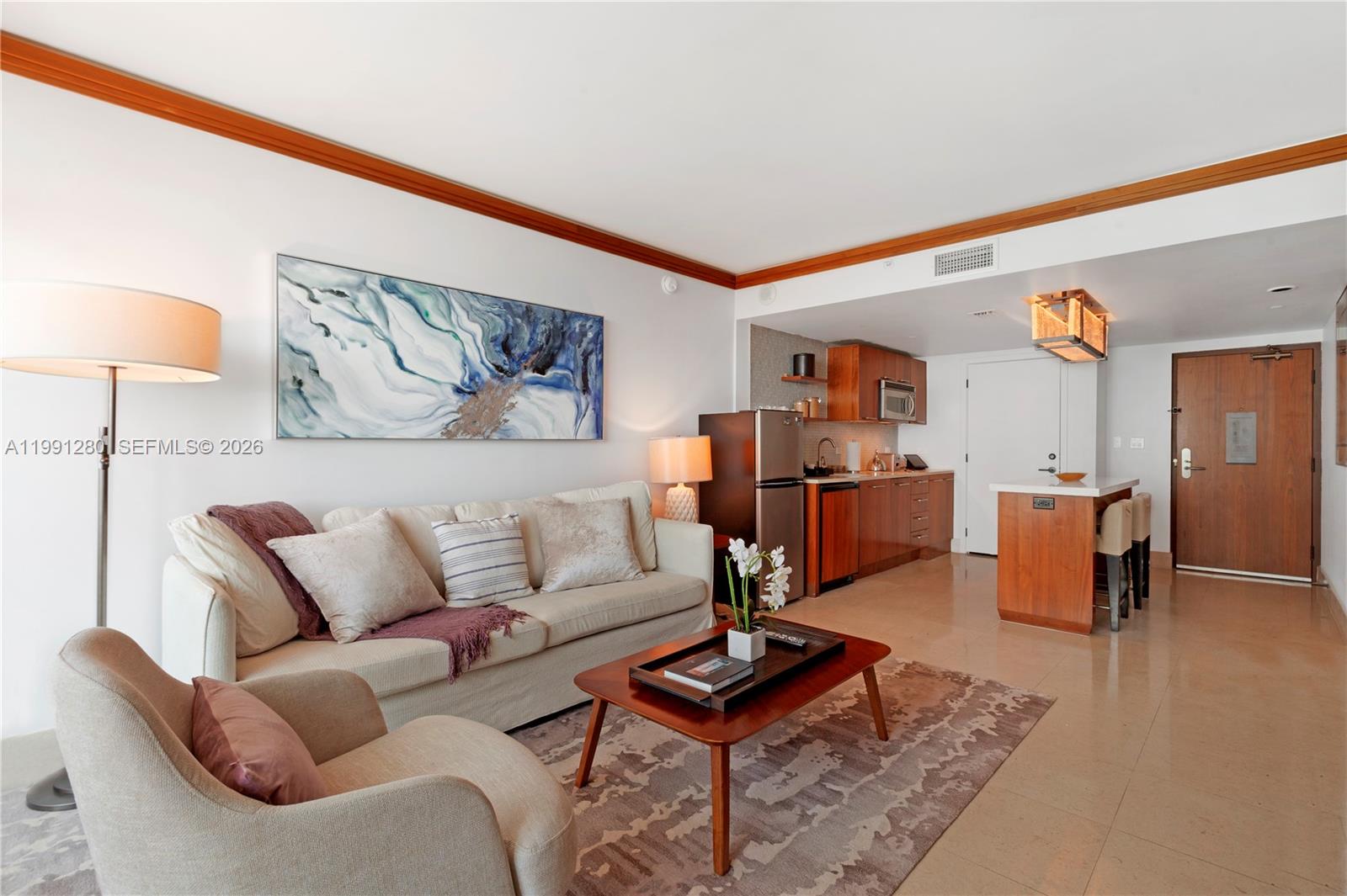 6801 Collins Ave #711 Door # 710, Miami Beach FL 33141