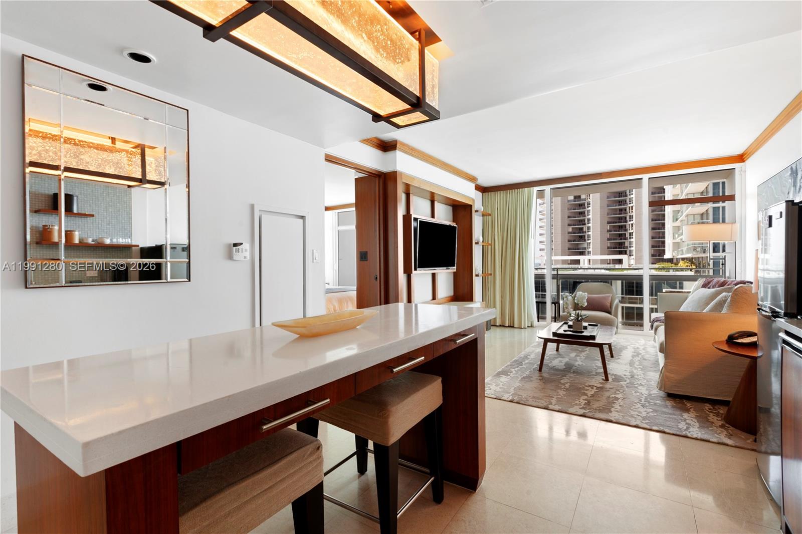 6801 Collins Ave #711 Door # 710, Miami Beach FL 33141