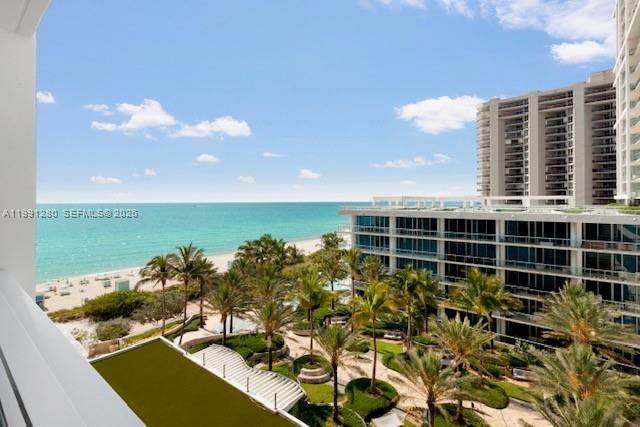 6801 Collins Ave #711 Door # 710, Miami Beach FL 33141