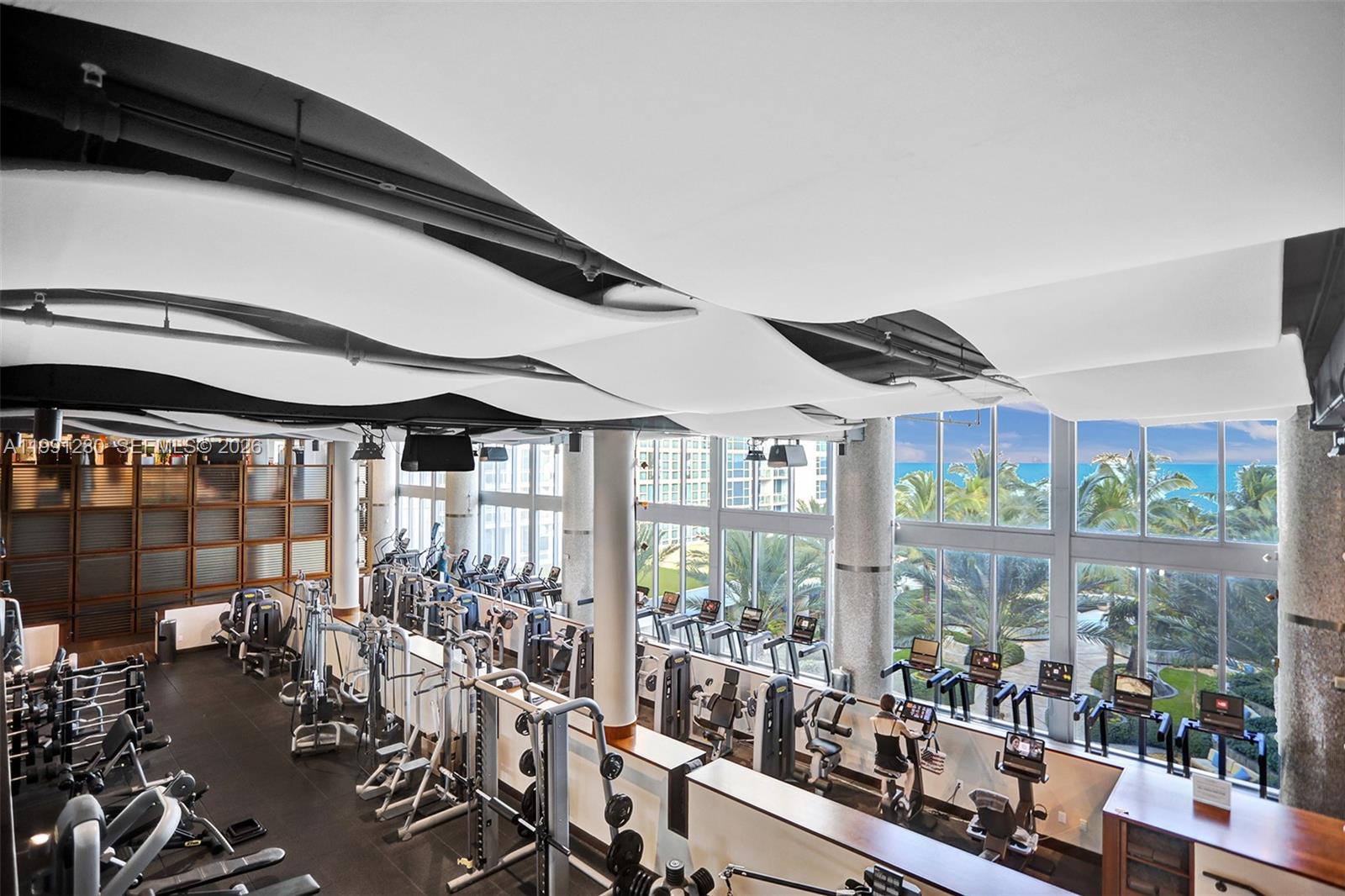 6801 Collins Ave #711 Door # 710, Miami Beach FL 33141