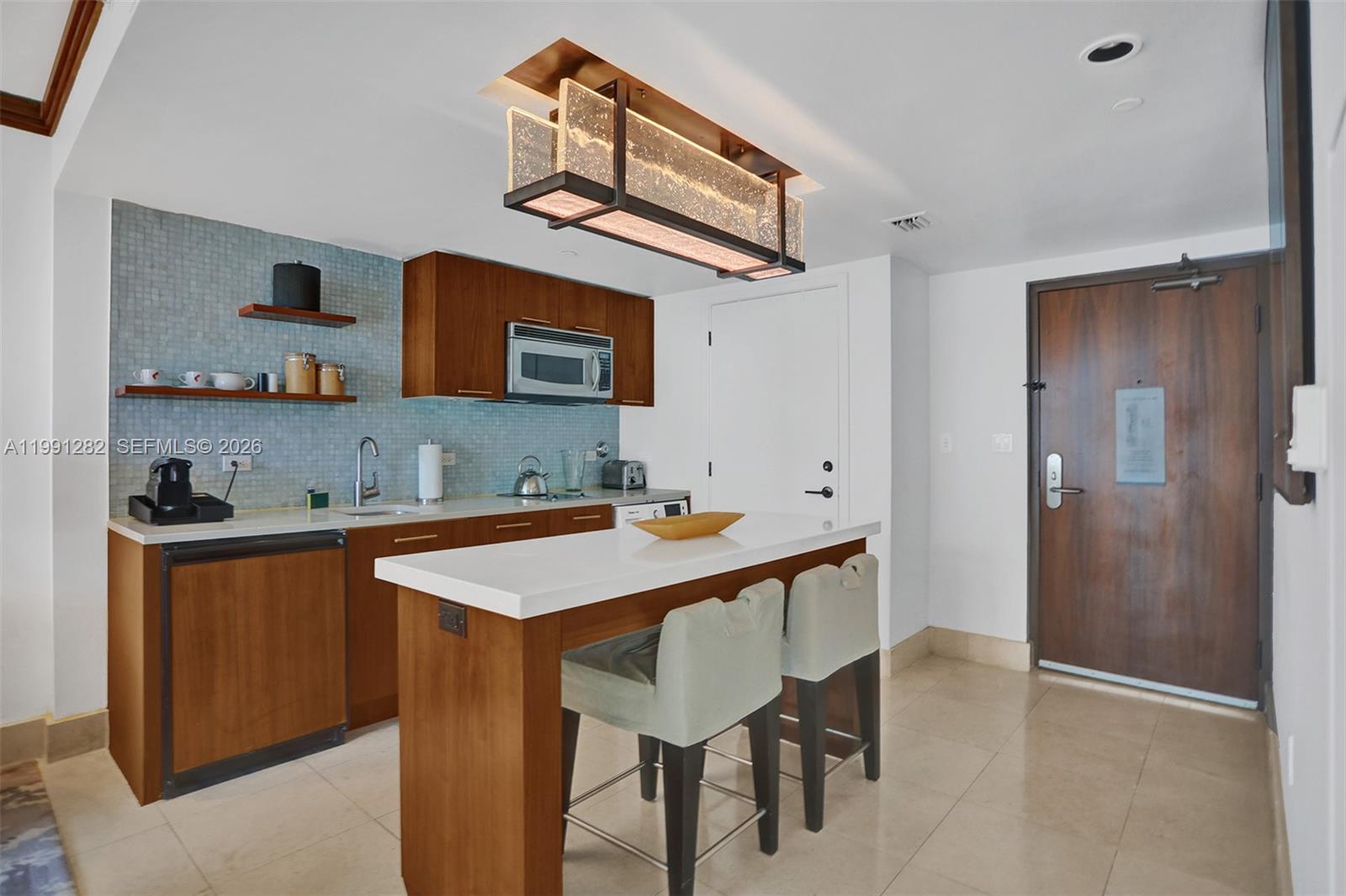 6801 Collins Ave #309 Door  #314, Miami Beach FL 33141