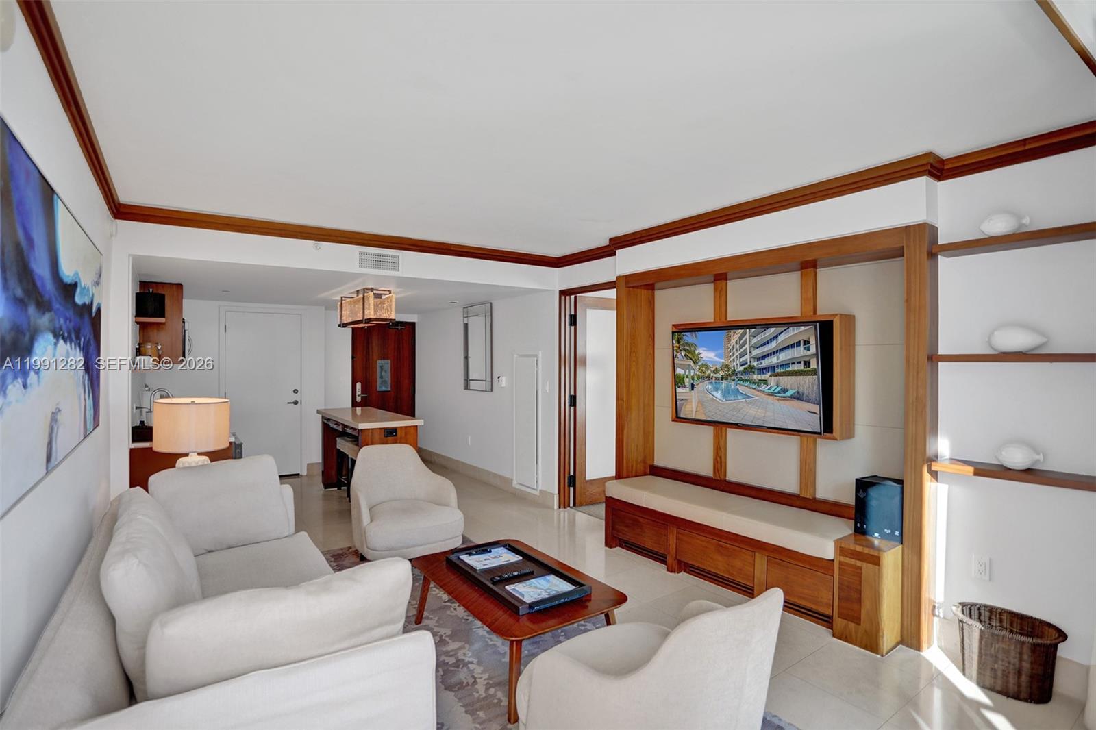 6801 Collins Ave #309 Door  #314, Miami Beach FL 33141