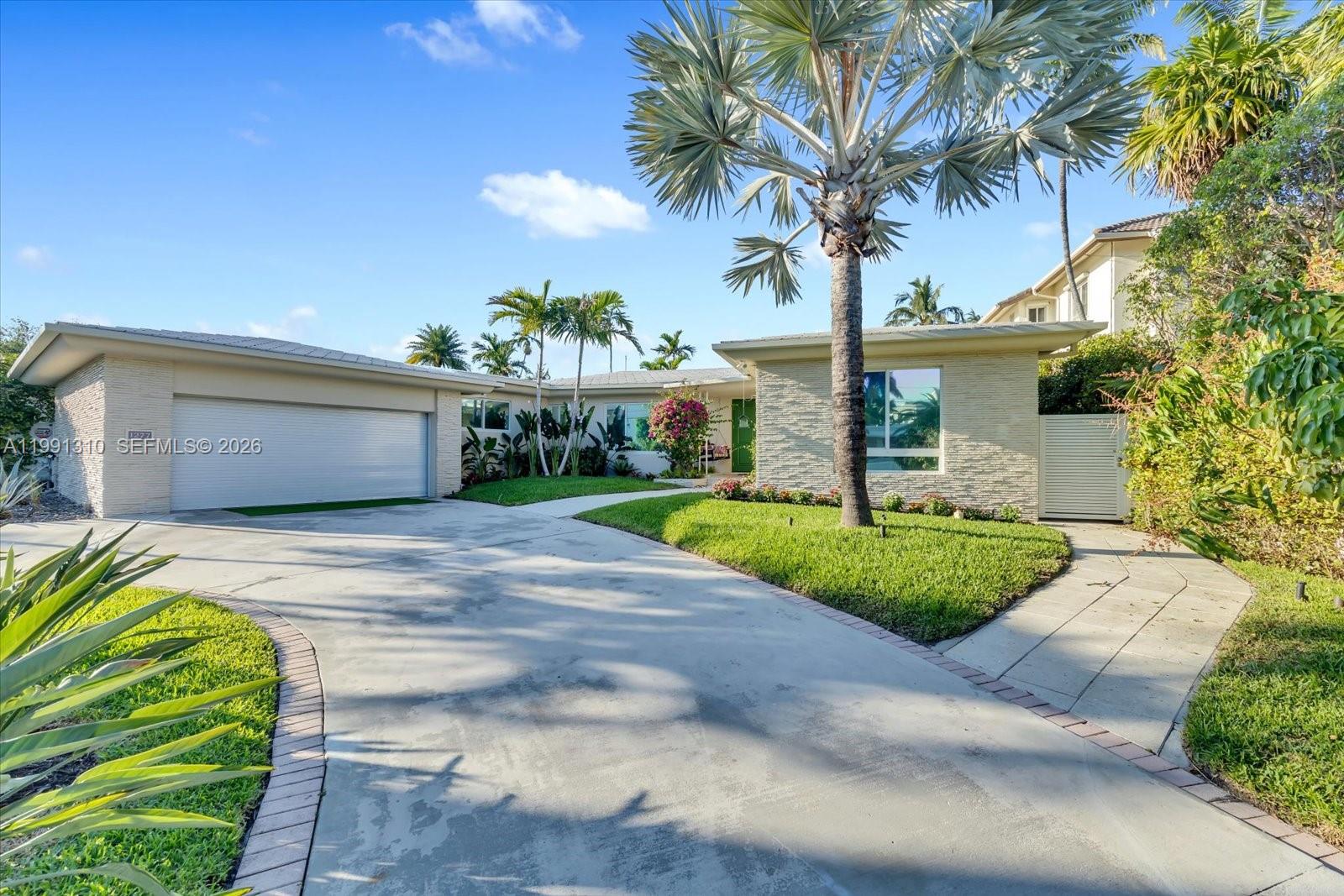 1277 Biscaya Dr, Surfside FL 33154