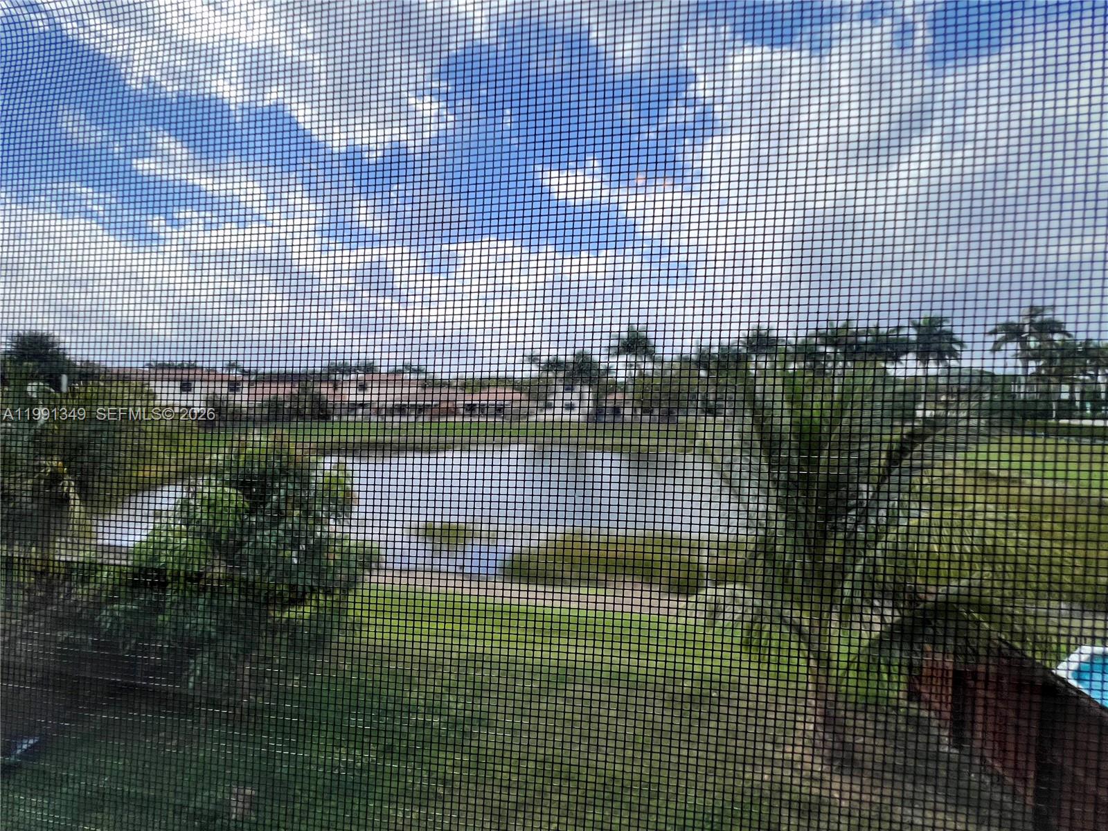 422 SE 34th Ter #422, Homestead FL 33033