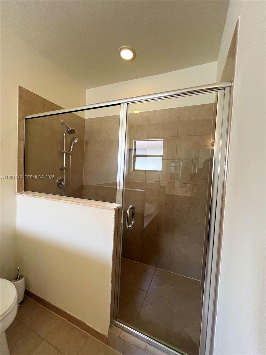 422 SE 34th Ter #422, Homestead FL 33033