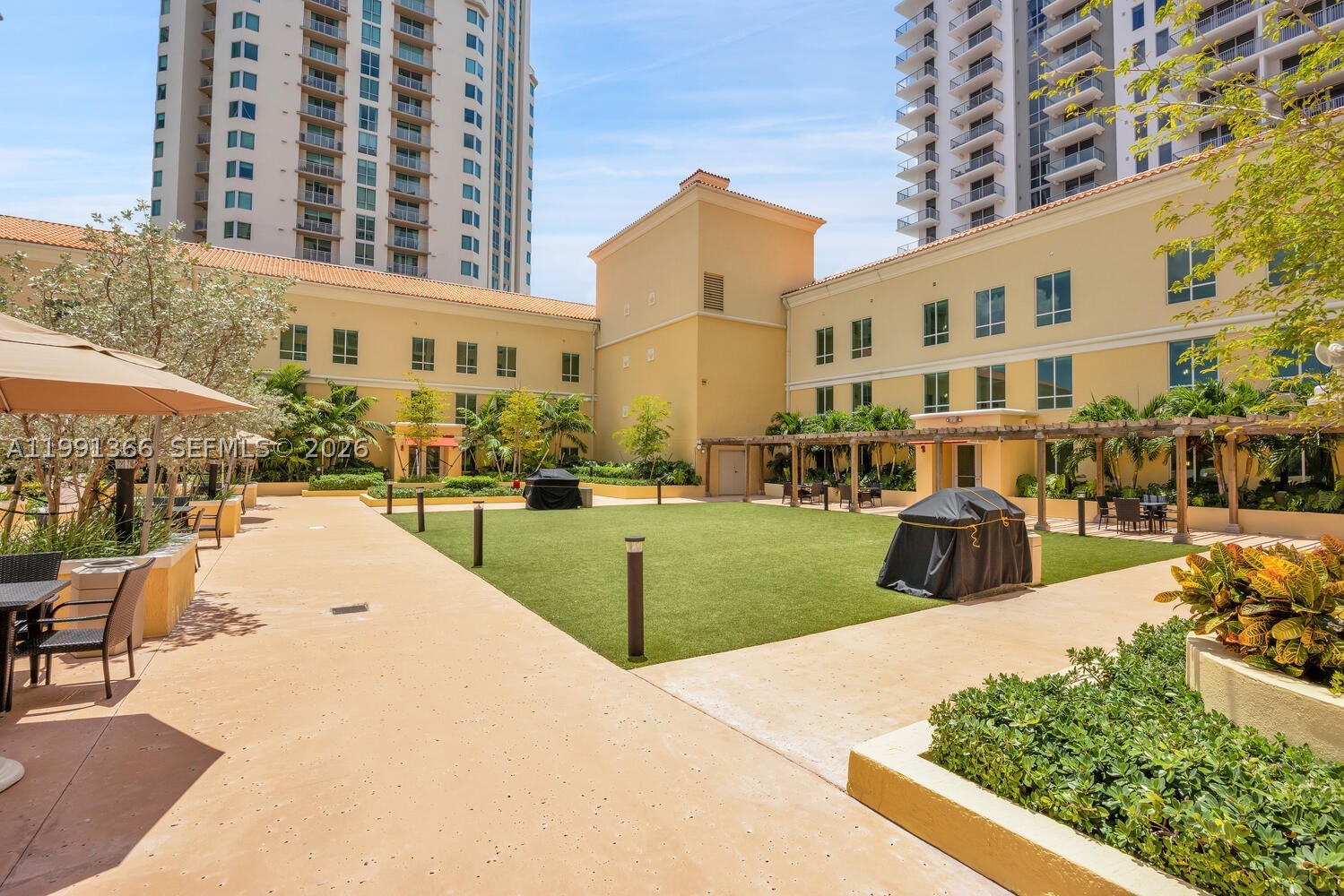 7350 SW 89th St #1511S, Miami FL 33156