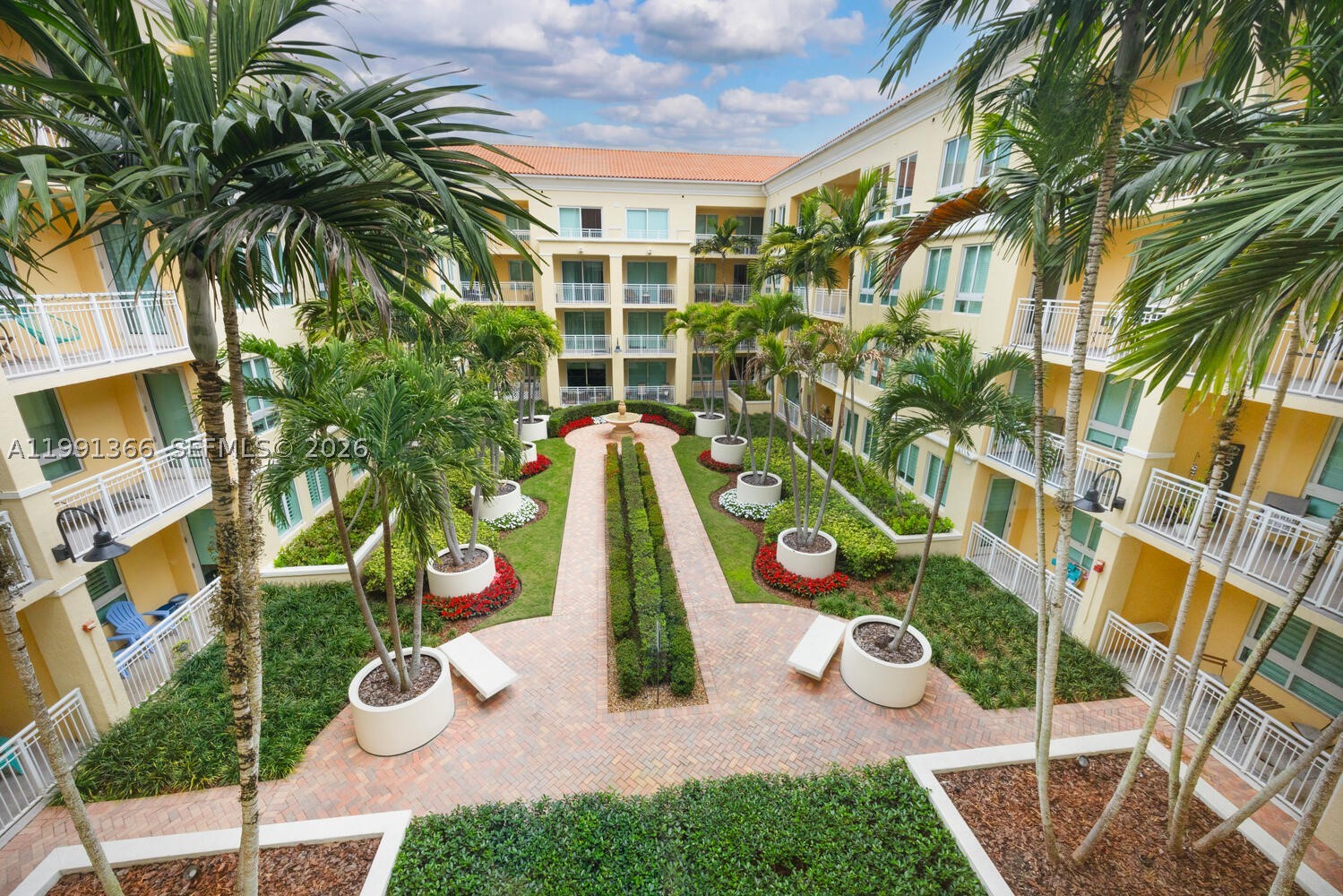7350 SW 89th St #1511S, Miami FL 33156