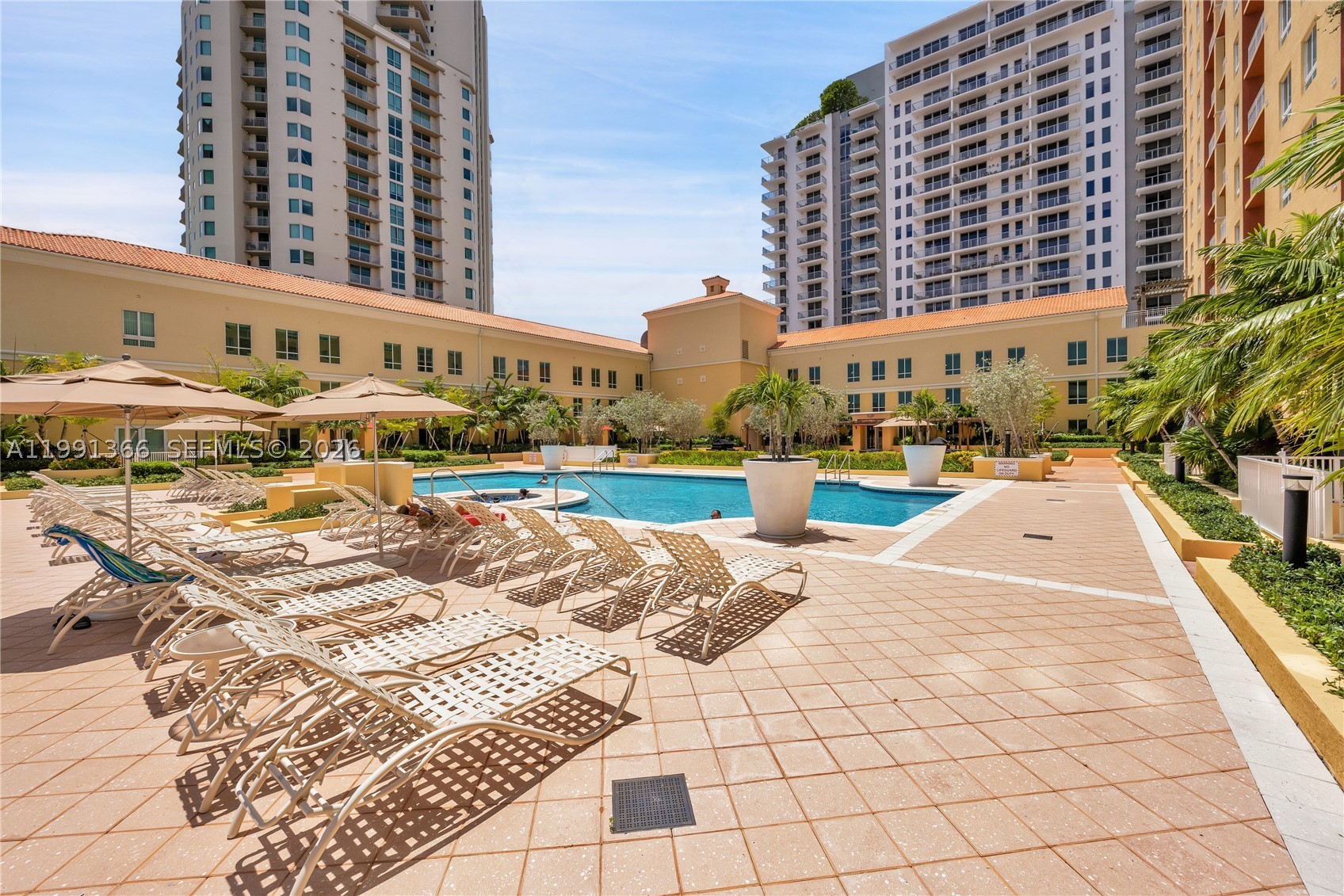 7350 SW 89th St #1511S, Miami FL 33156