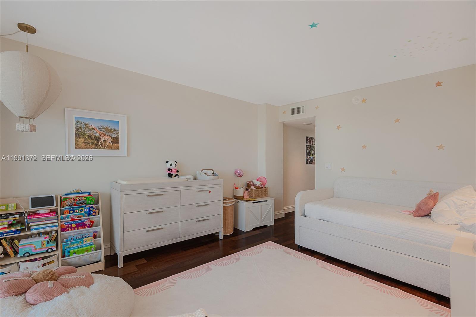 600 Grapetree Dr #9GN, Key Biscayne FL 33149