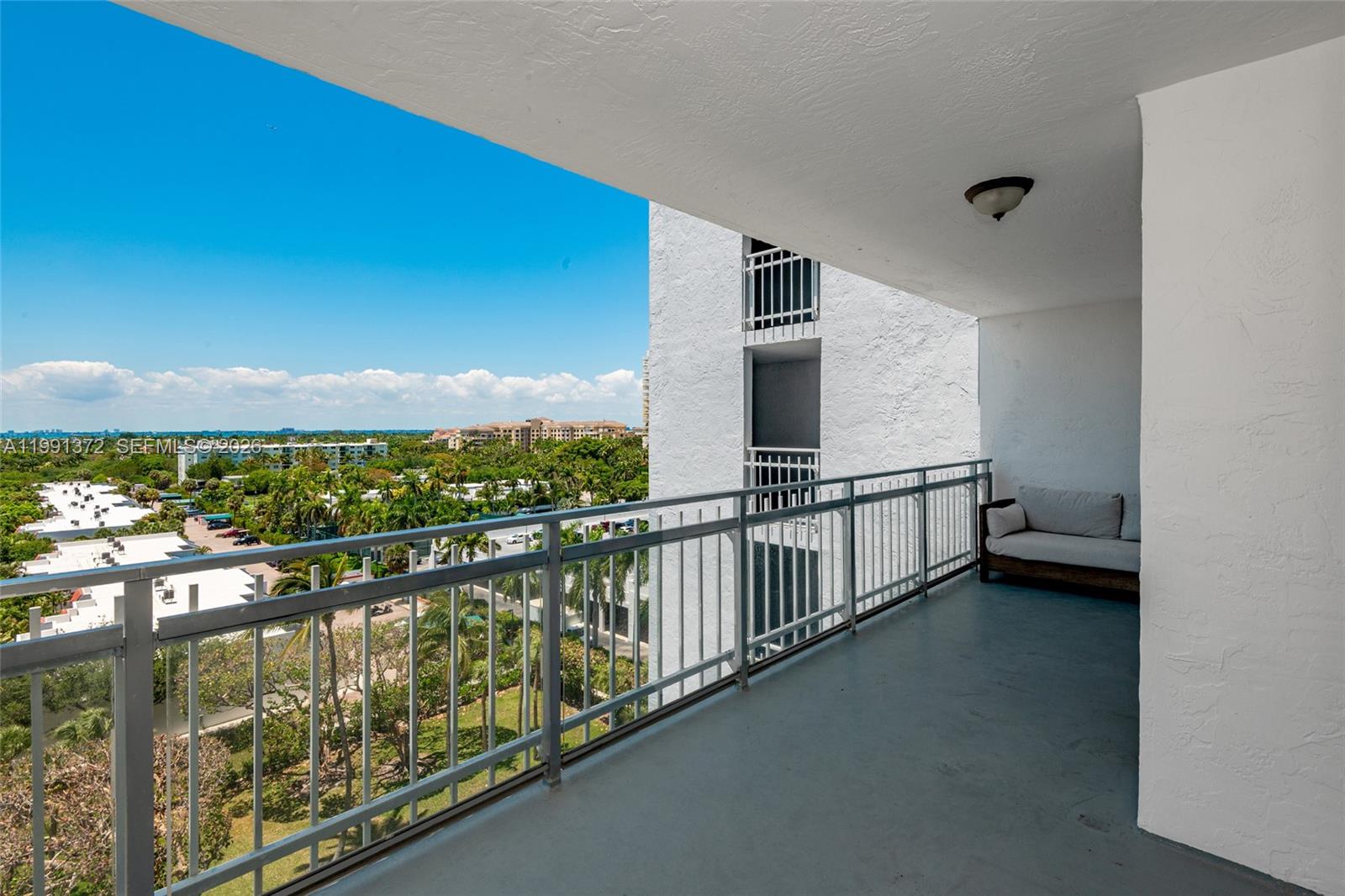 600 Grapetree Dr #9GN, Key Biscayne FL 33149