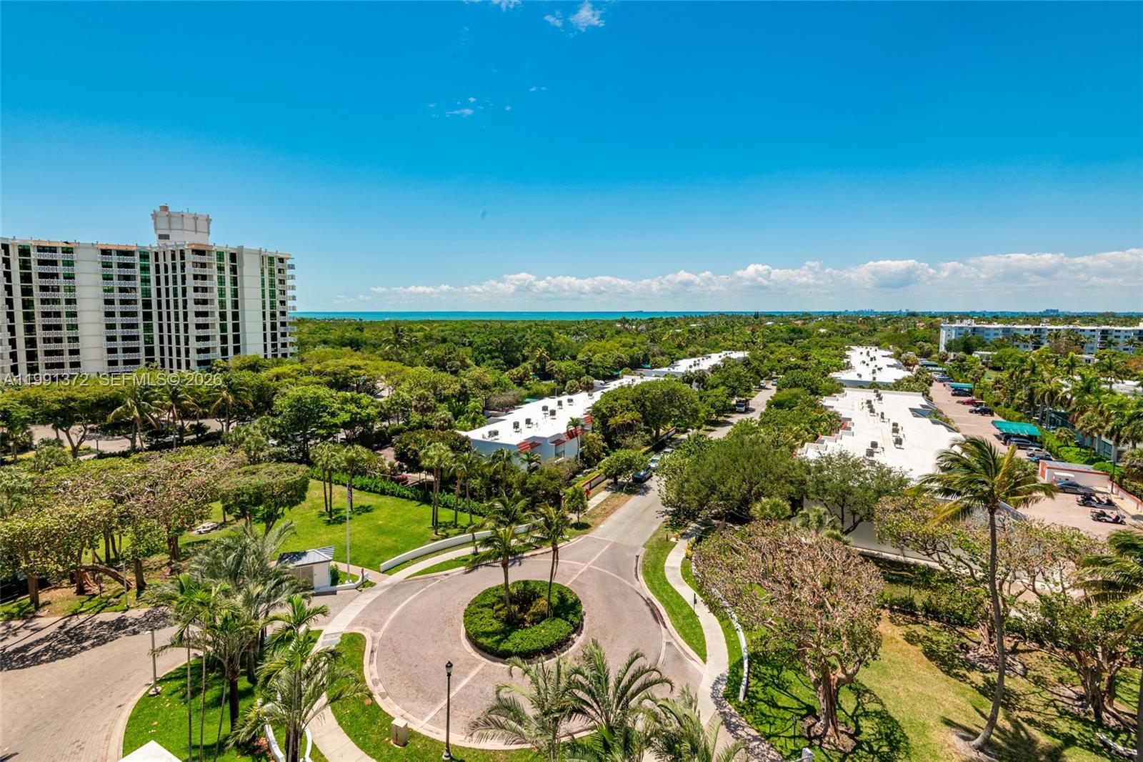 600 Grapetree Dr #9GN, Key Biscayne FL 33149