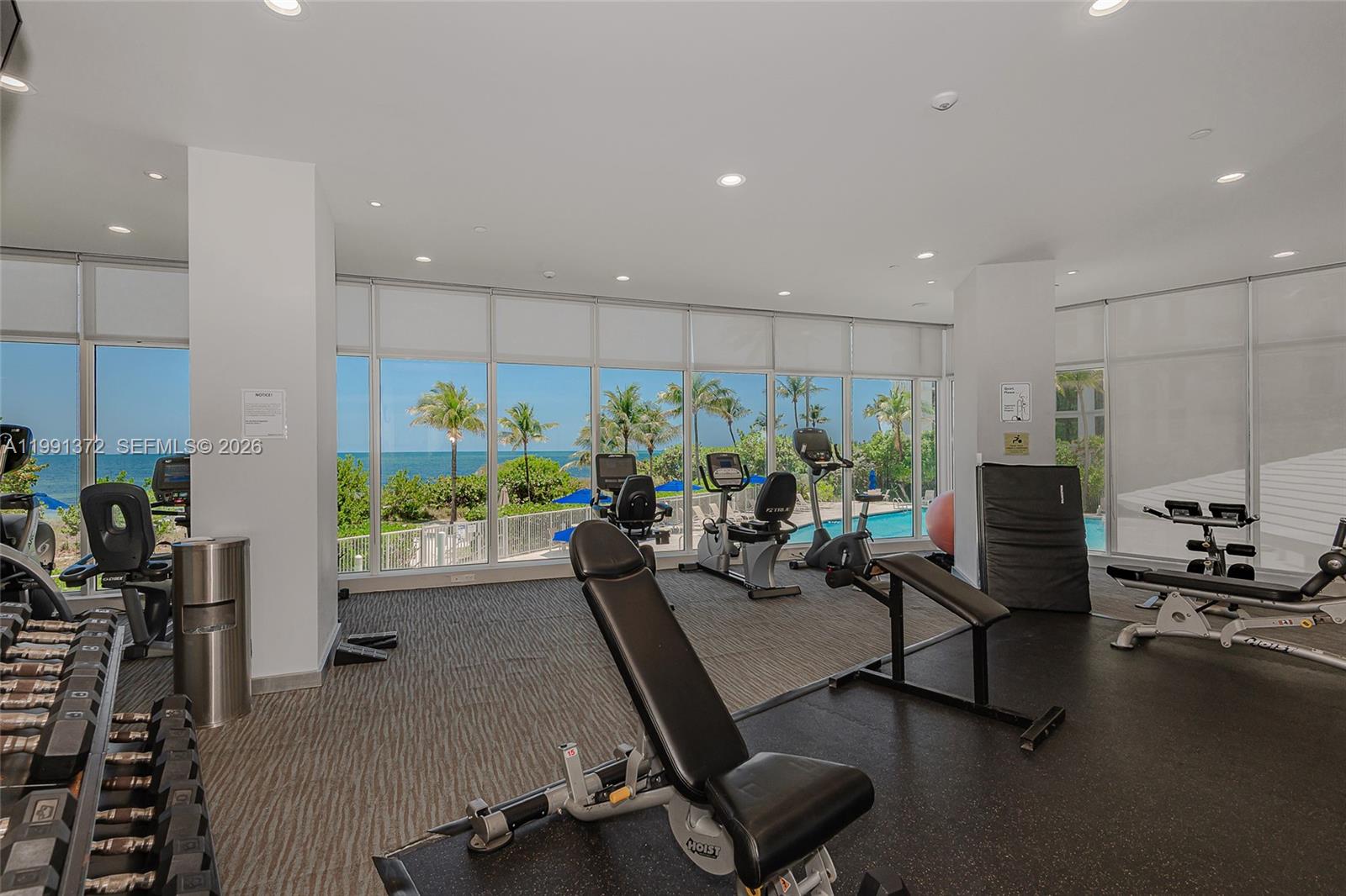 600 Grapetree Dr #9GN, Key Biscayne FL 33149