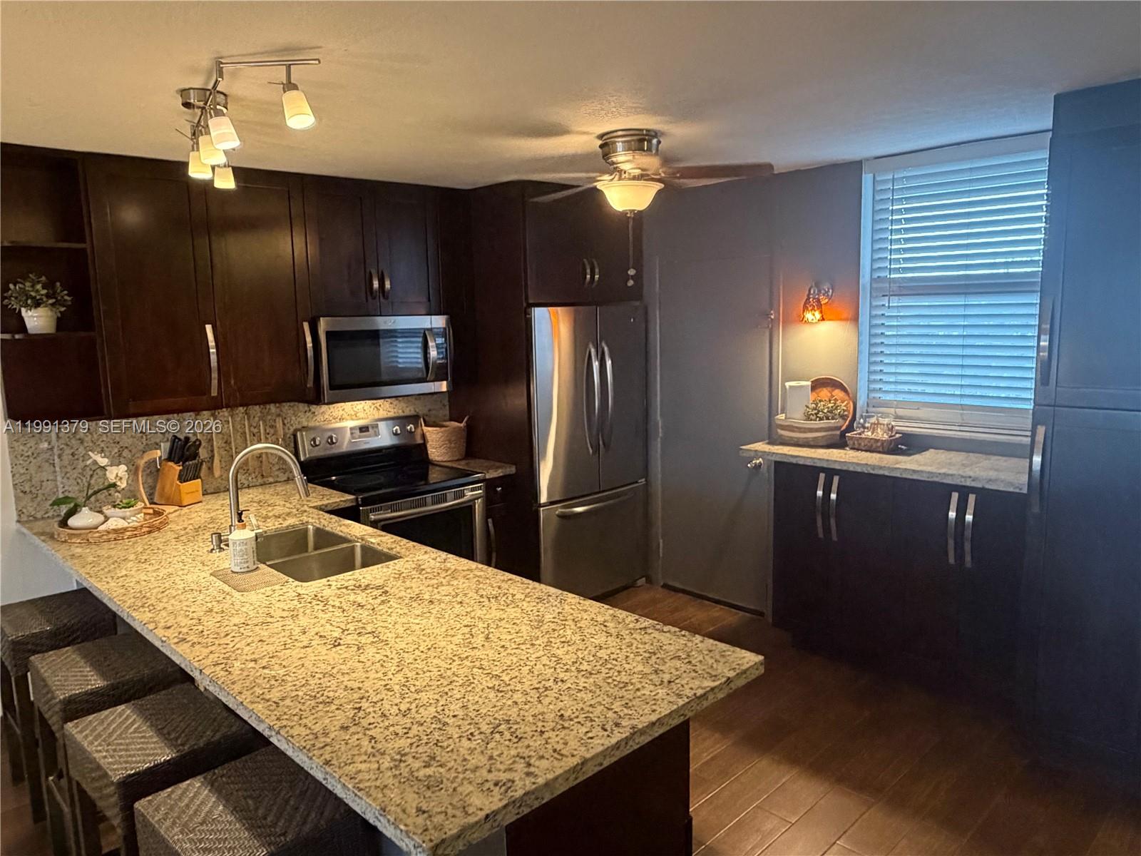 3703 NE 166th St #503, North Miami Beach FL 33160