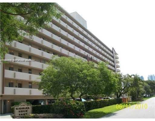 3703 NE 166th St #503, North Miami Beach FL 33160
