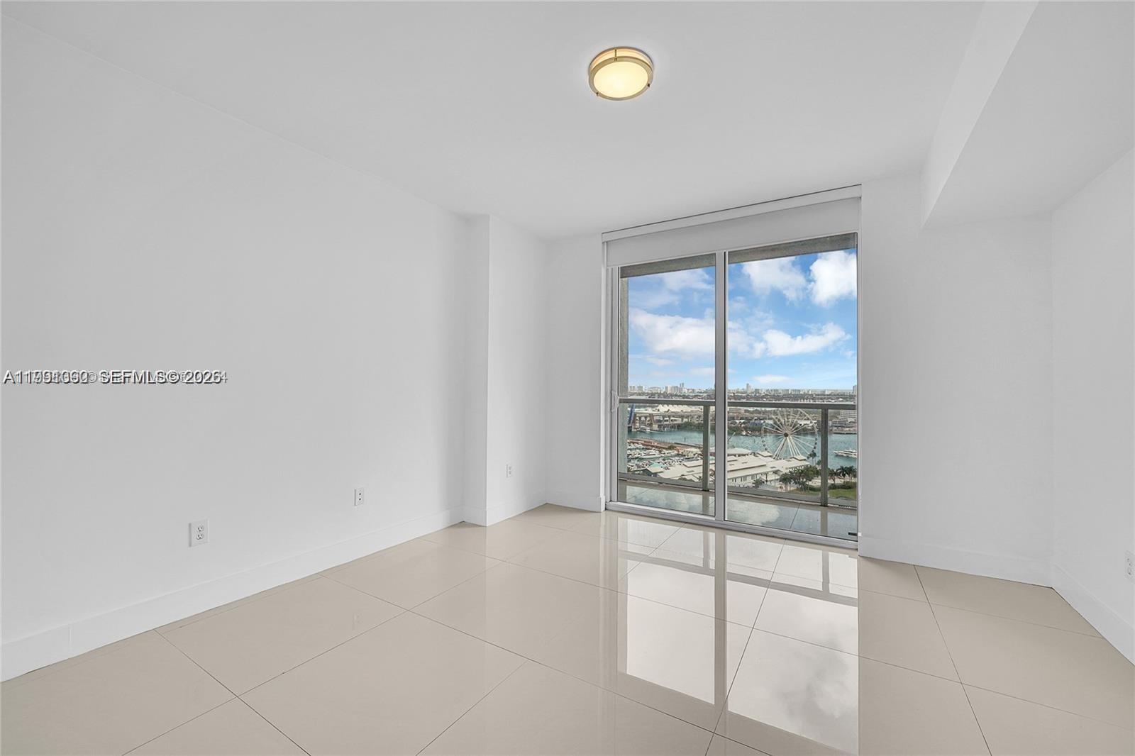 253 NE 2nd St #2307, Miami FL 33132