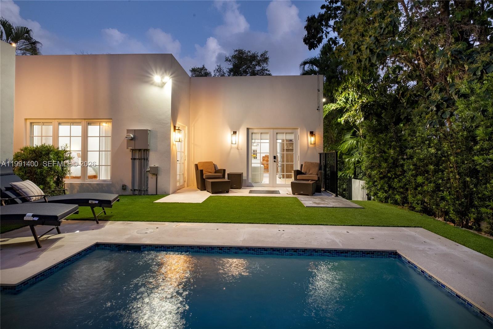 1109 Almeria Ave, Coral Gables FL 33134