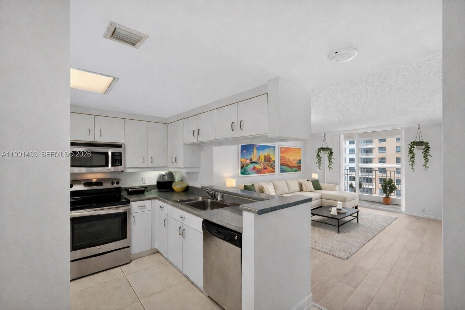 701 Brickell Key Blvd #1108, Miami FL 33131