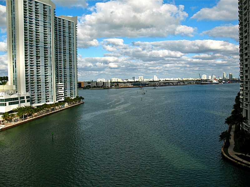 465 BRICKELL AVE #2902, Miami FL 33131