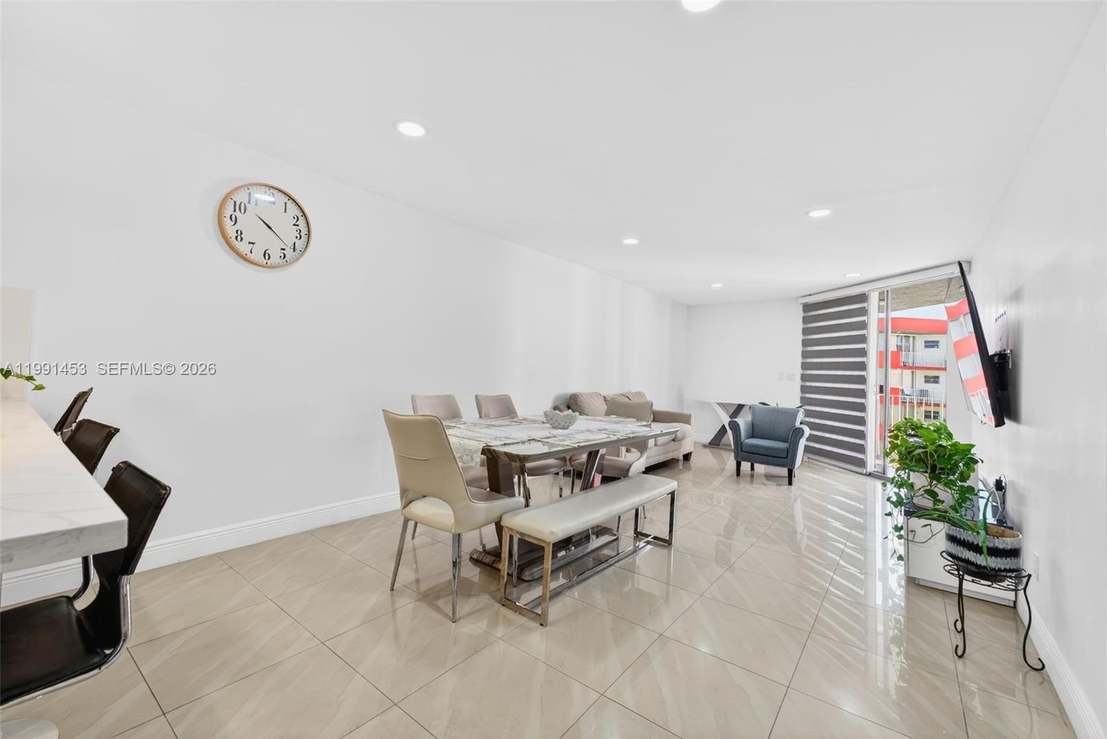 1750 W 46th St #412, Hialeah FL 33012